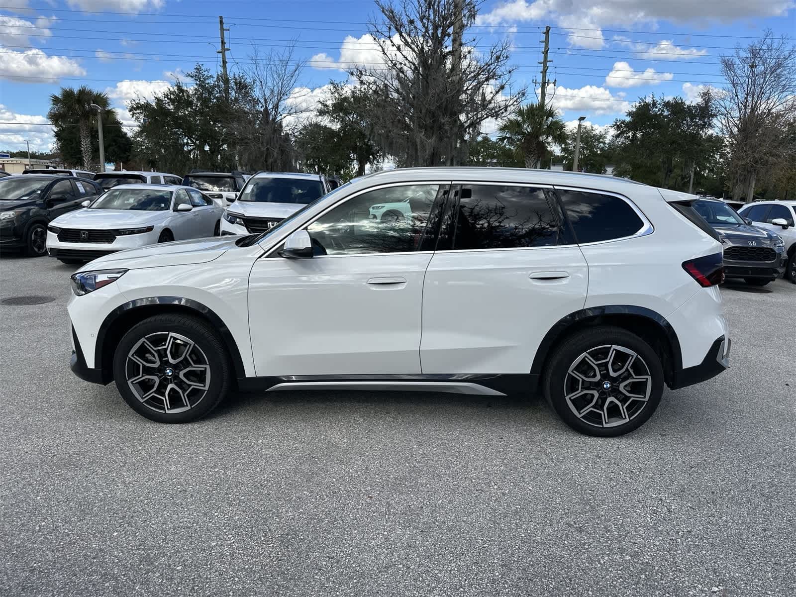 Thumbnail: 2025 BMW X1 - 3