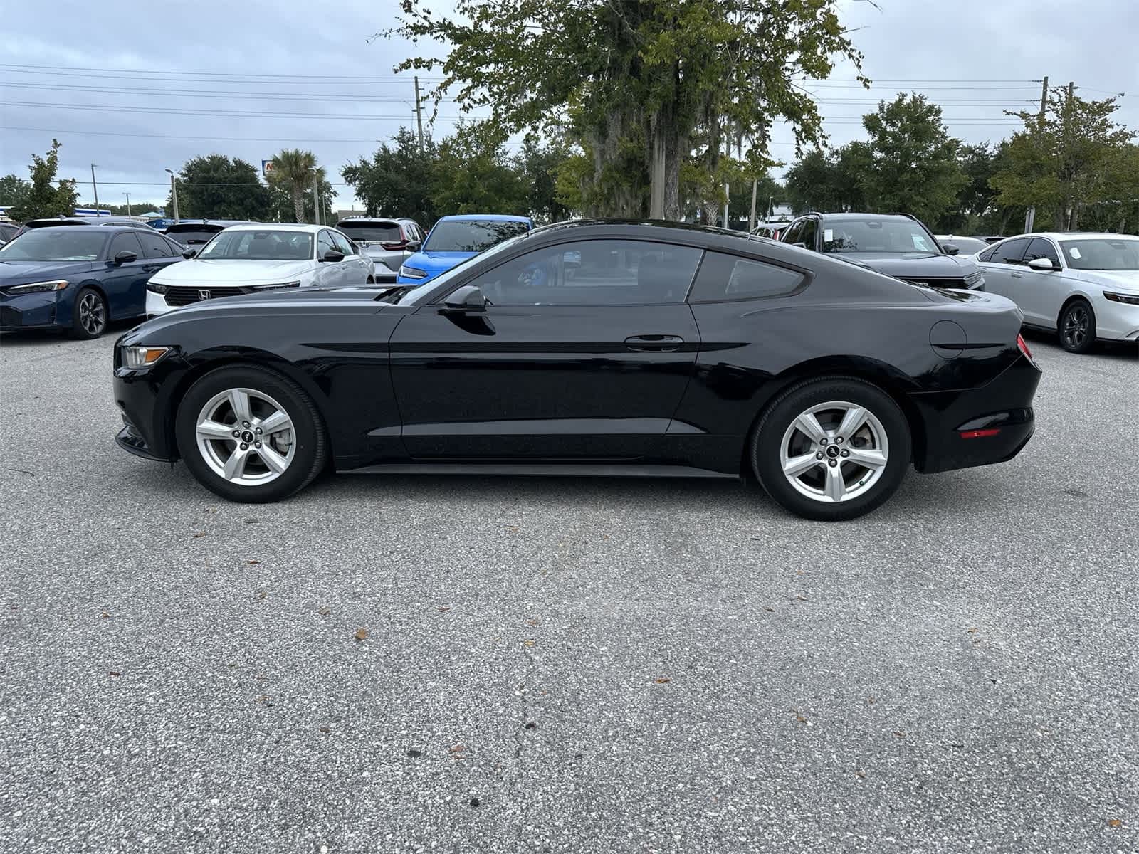 Thumbnail: 2017 Ford Mustang - 3