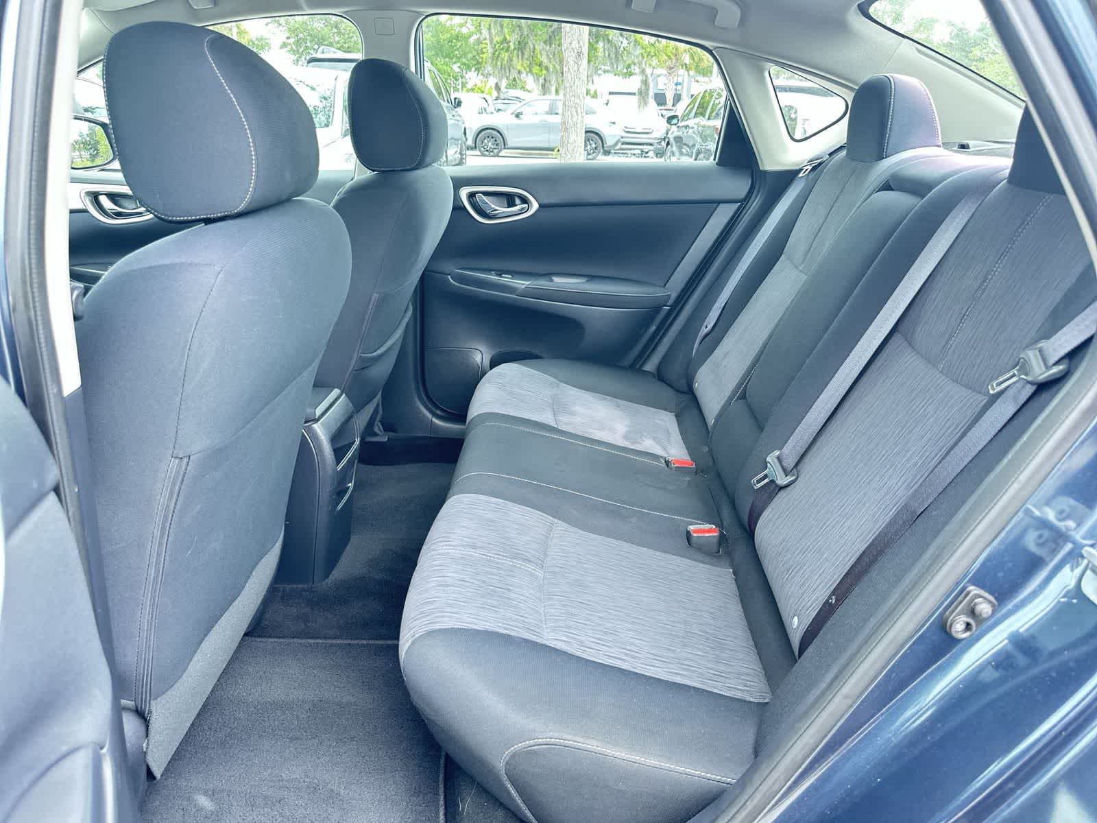 Thumbnail: 2015 Nissan Sentra - 15