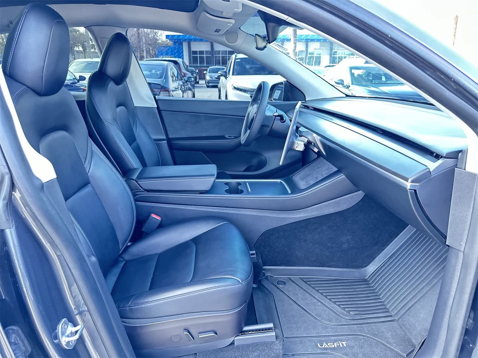 Thumbnail: 2021 Tesla Model Y - 17