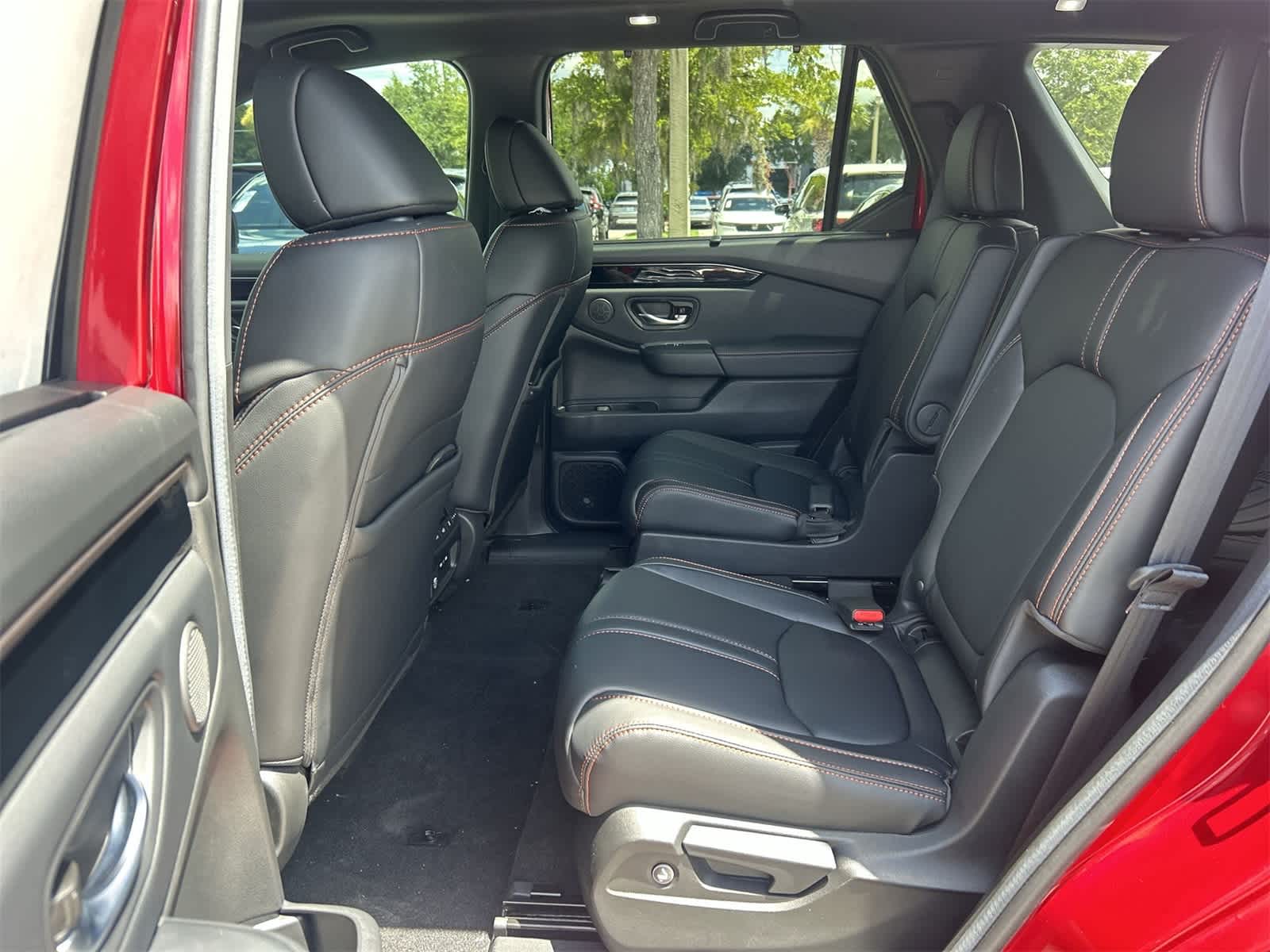 Thumbnail: 2025 Honda Pilot - 15