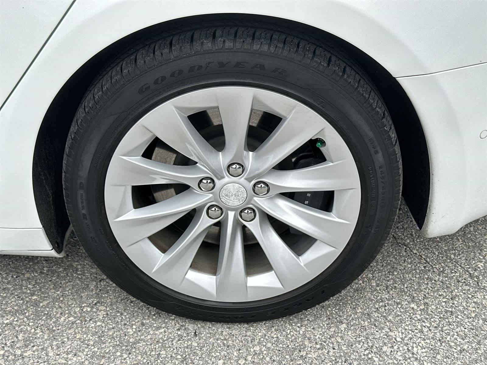 Thumbnail: 2018 Tesla Model S - 12