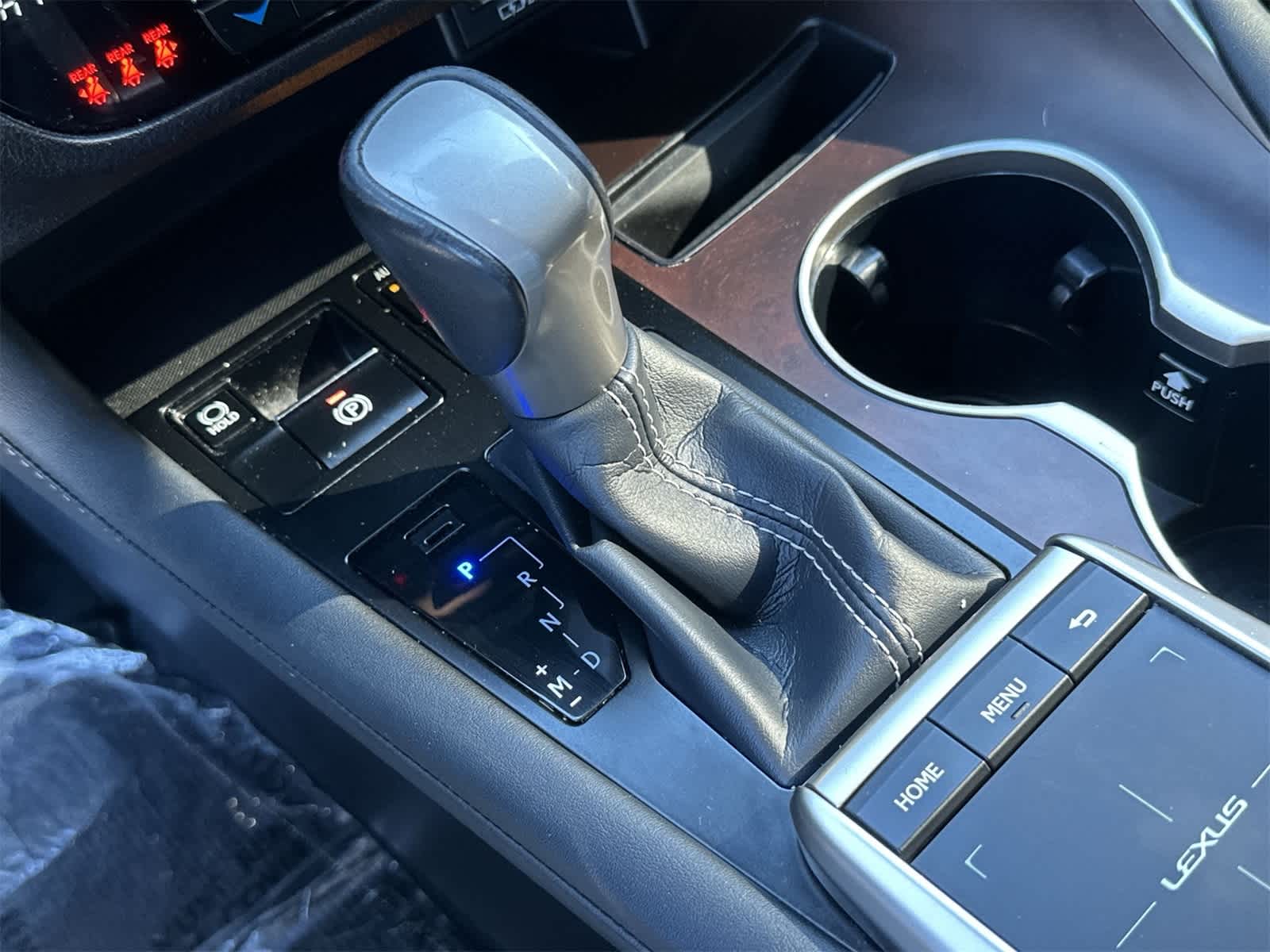 Thumbnail: 2021 Lexus RX - 21