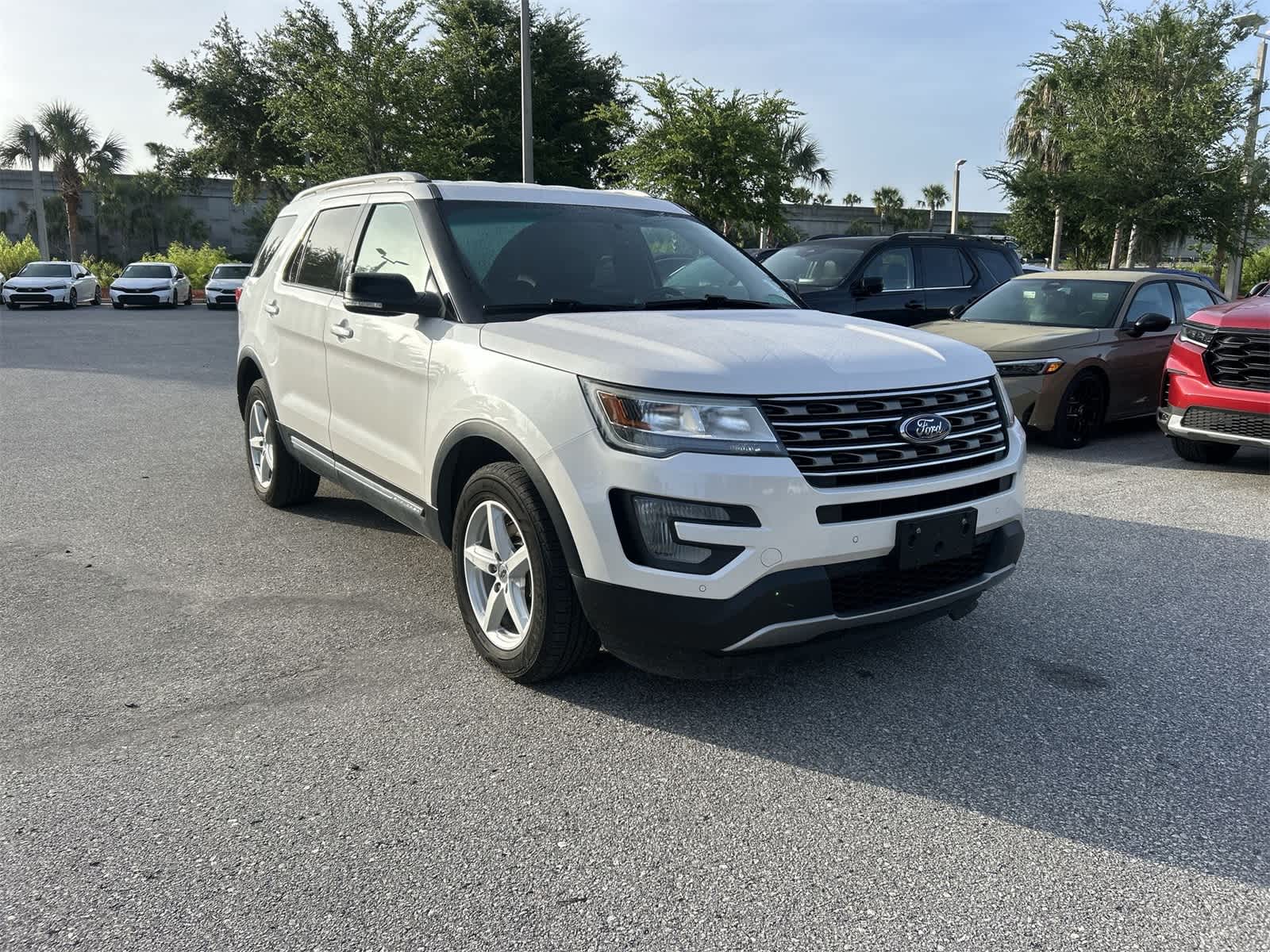 2017 Ford Explorer XLT 7