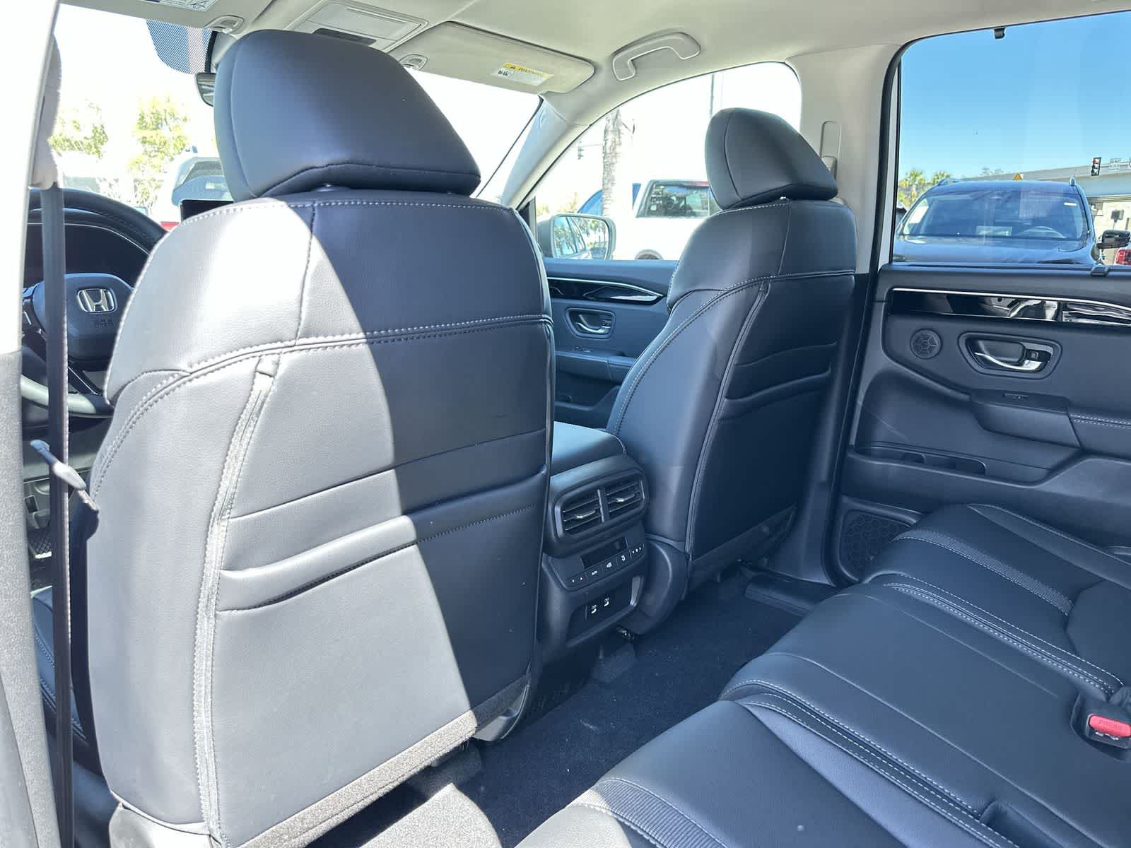 Thumbnail: 2026 Honda Pilot - 14