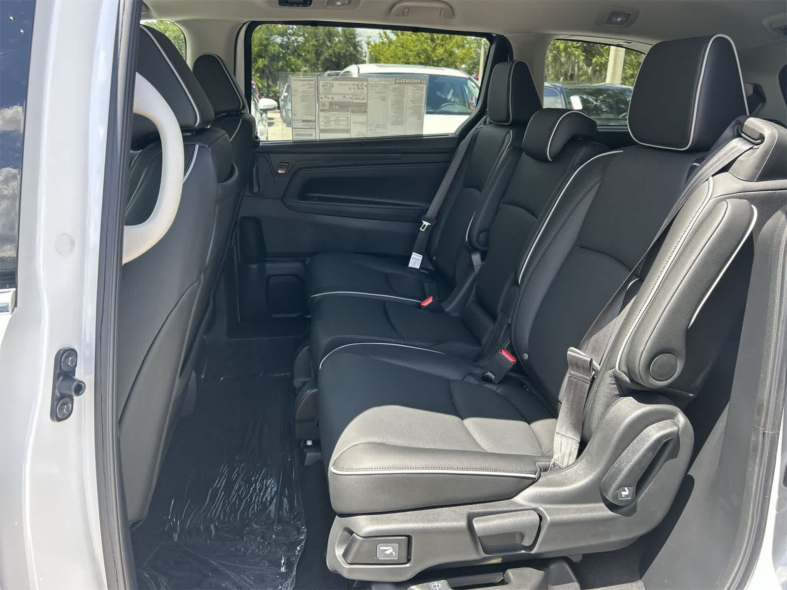 Thumbnail: 2026 Honda Odyssey - 15