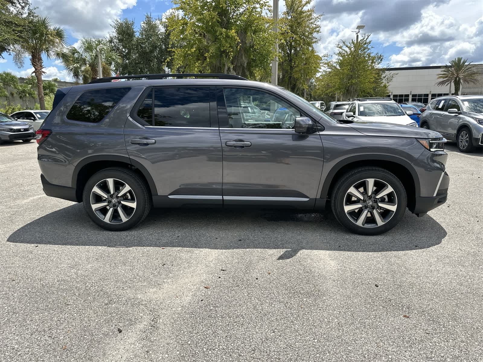 Thumbnail: 2025 Honda Pilot - 7