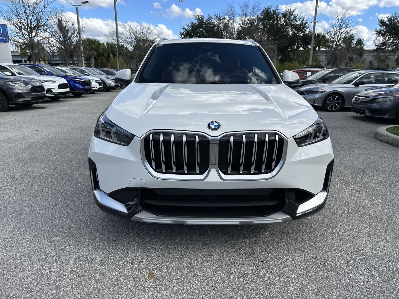 Thumbnail: 2025 BMW X1 - 9