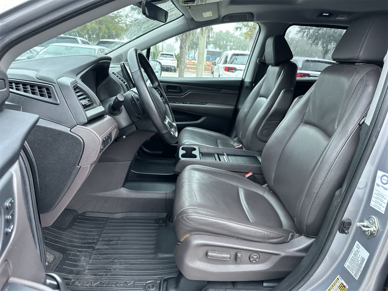 Thumbnail: 2019 Honda Odyssey - 13