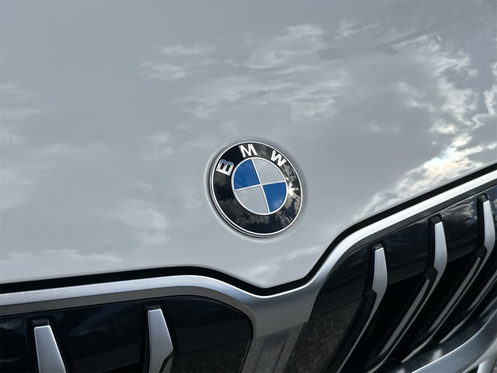 Thumbnail: 2025 BMW X1 - 10