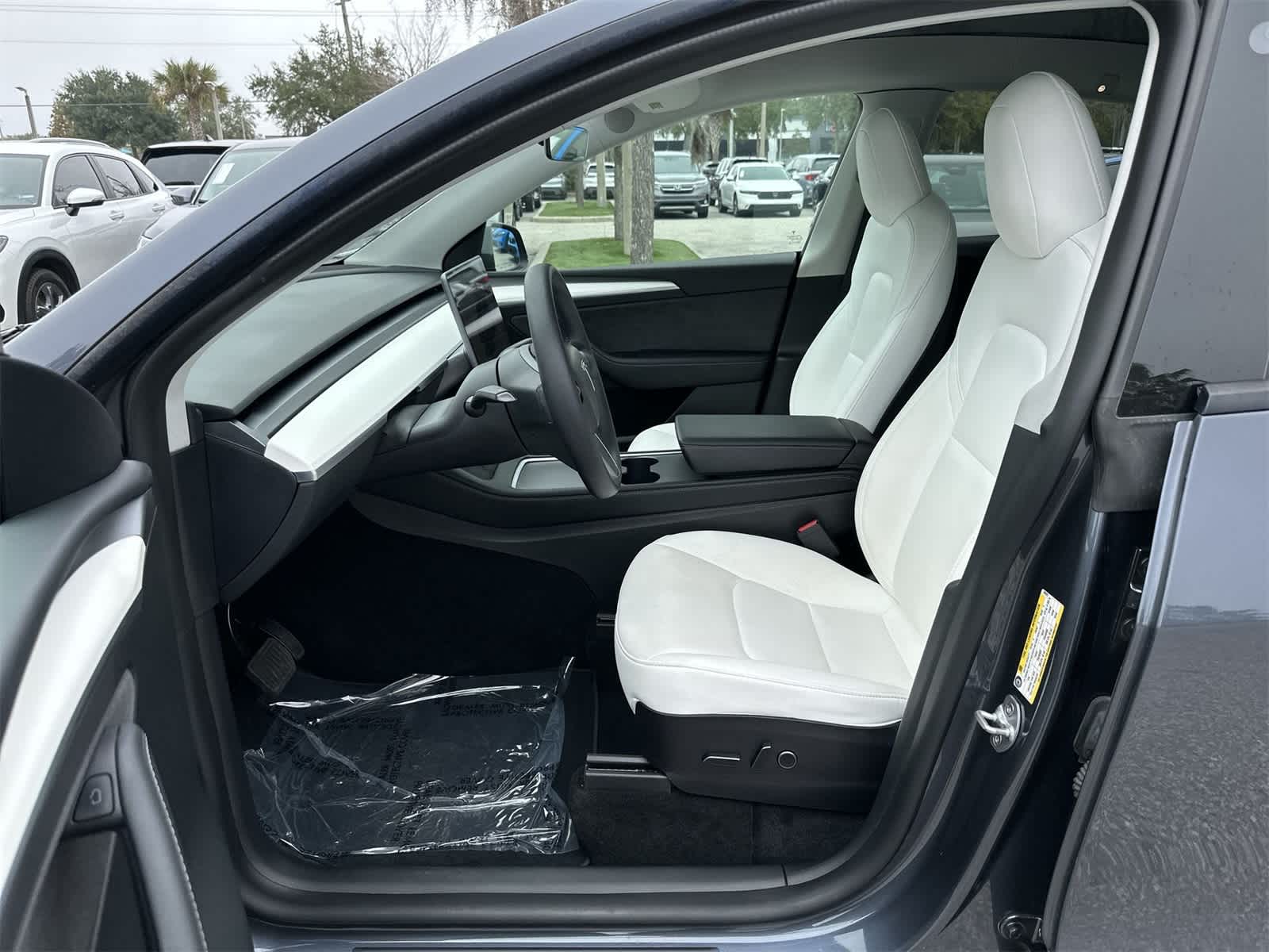 Thumbnail: 2023 Tesla Model Y - 2