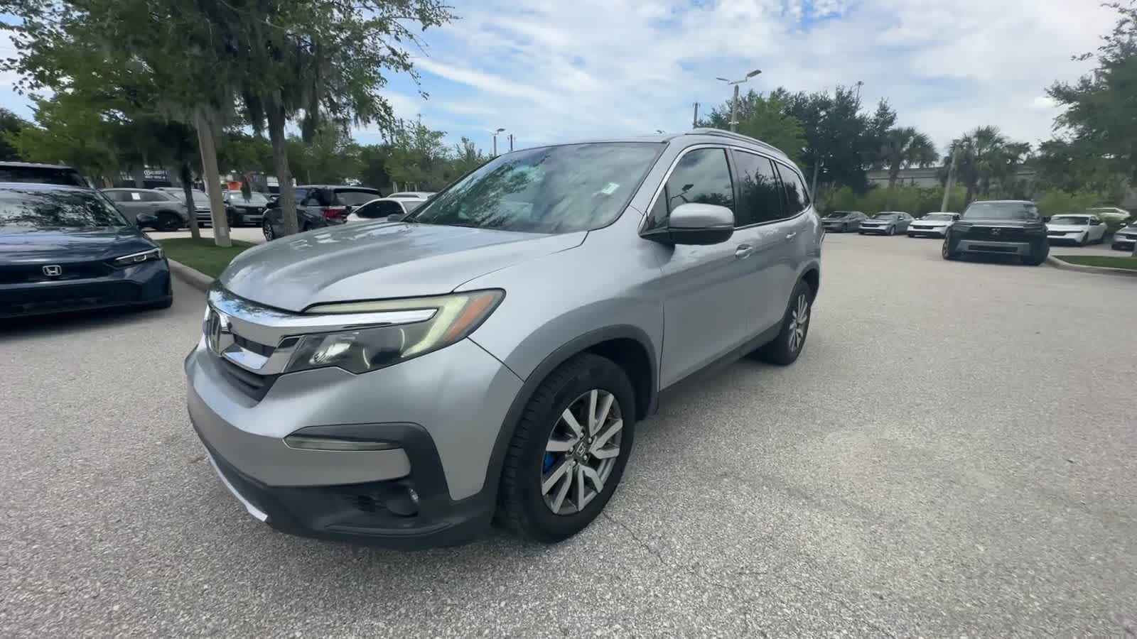 Thumbnail: 2019 Honda Pilot - 4