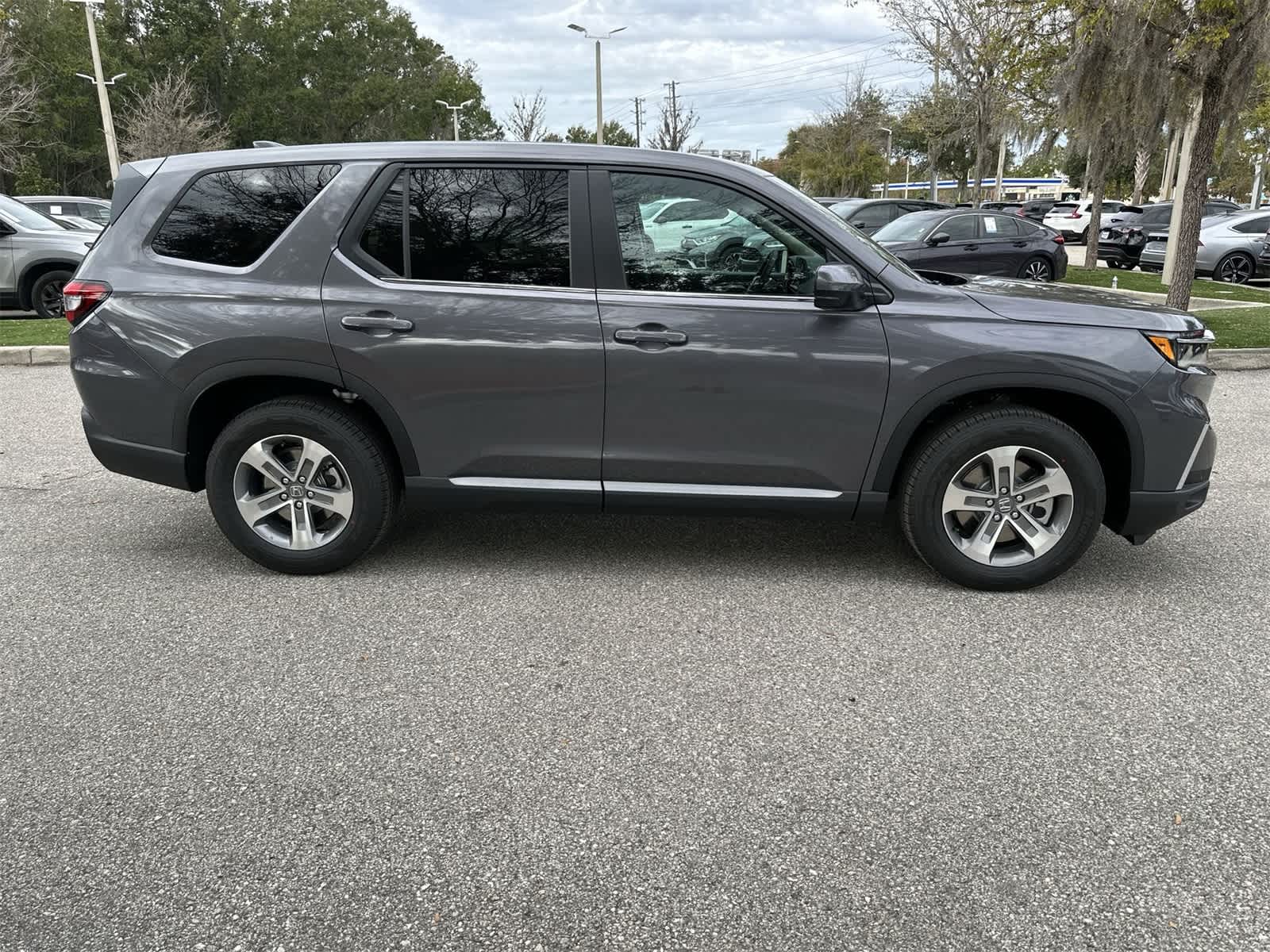 Thumbnail: 2025 Honda Pilot - 7