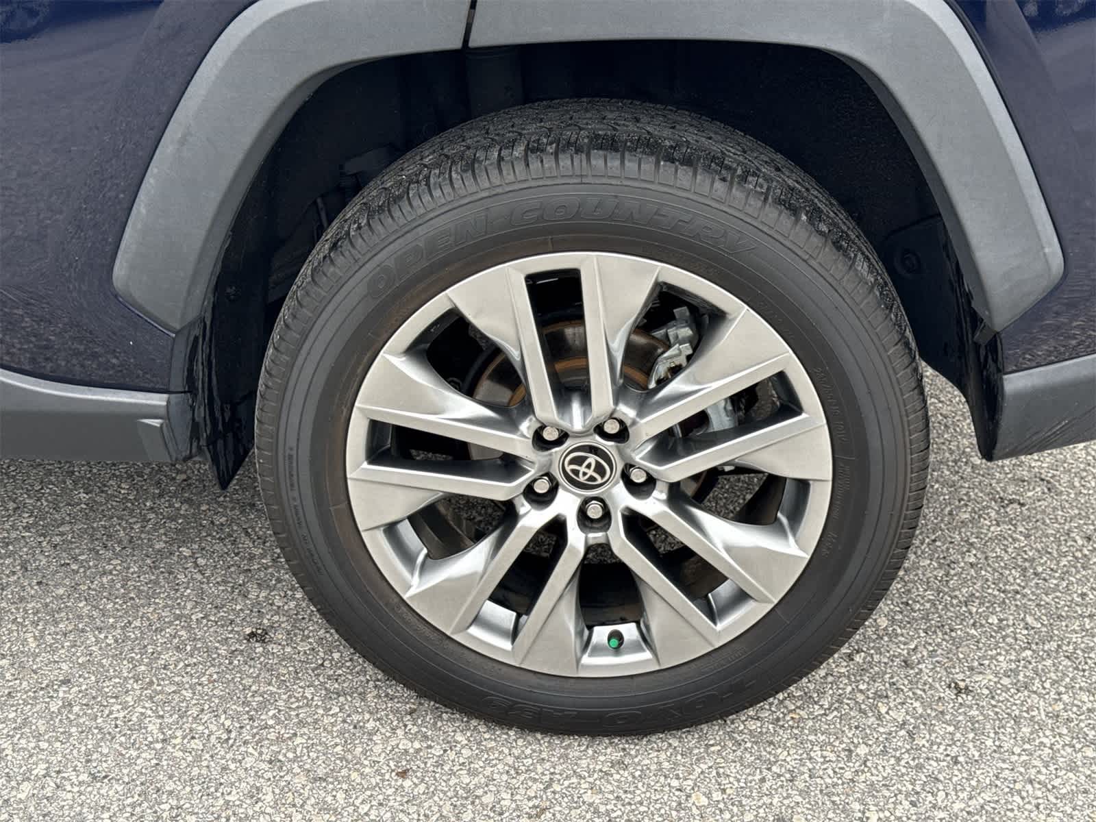 Thumbnail: 2022 Toyota RAV4 - 12