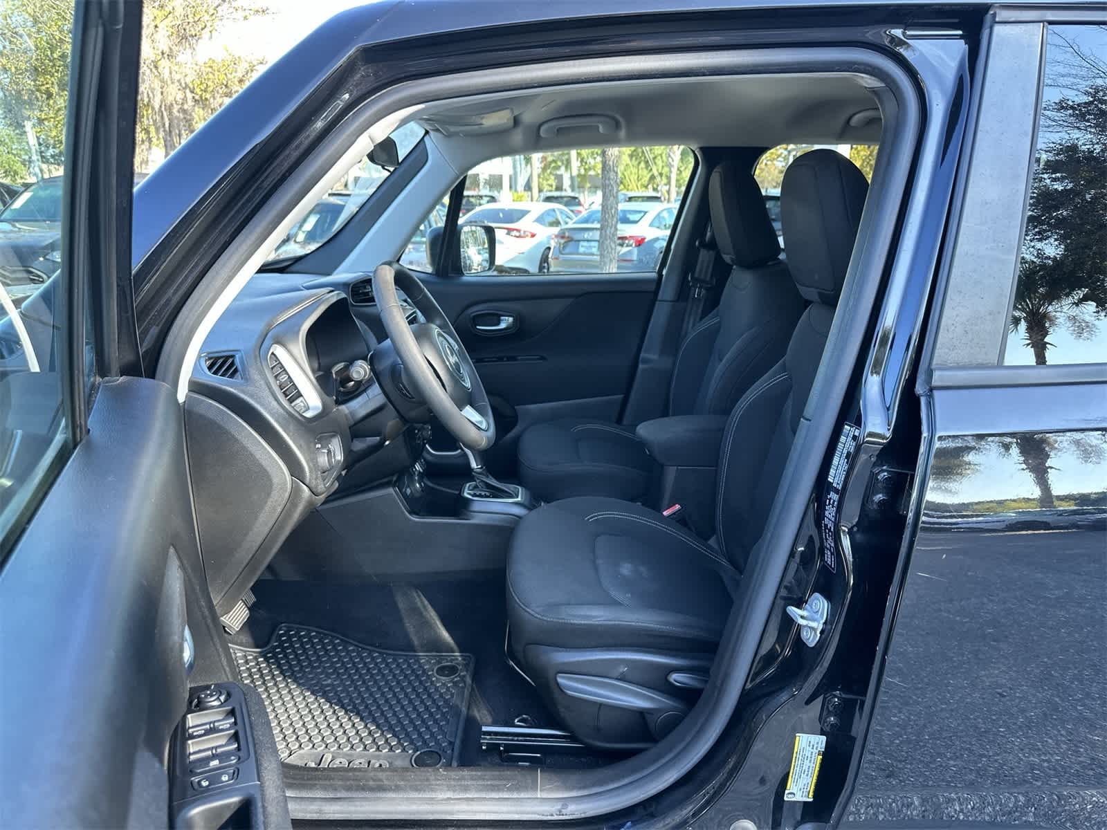 Thumbnail: 2021 Jeep Renegade - 2