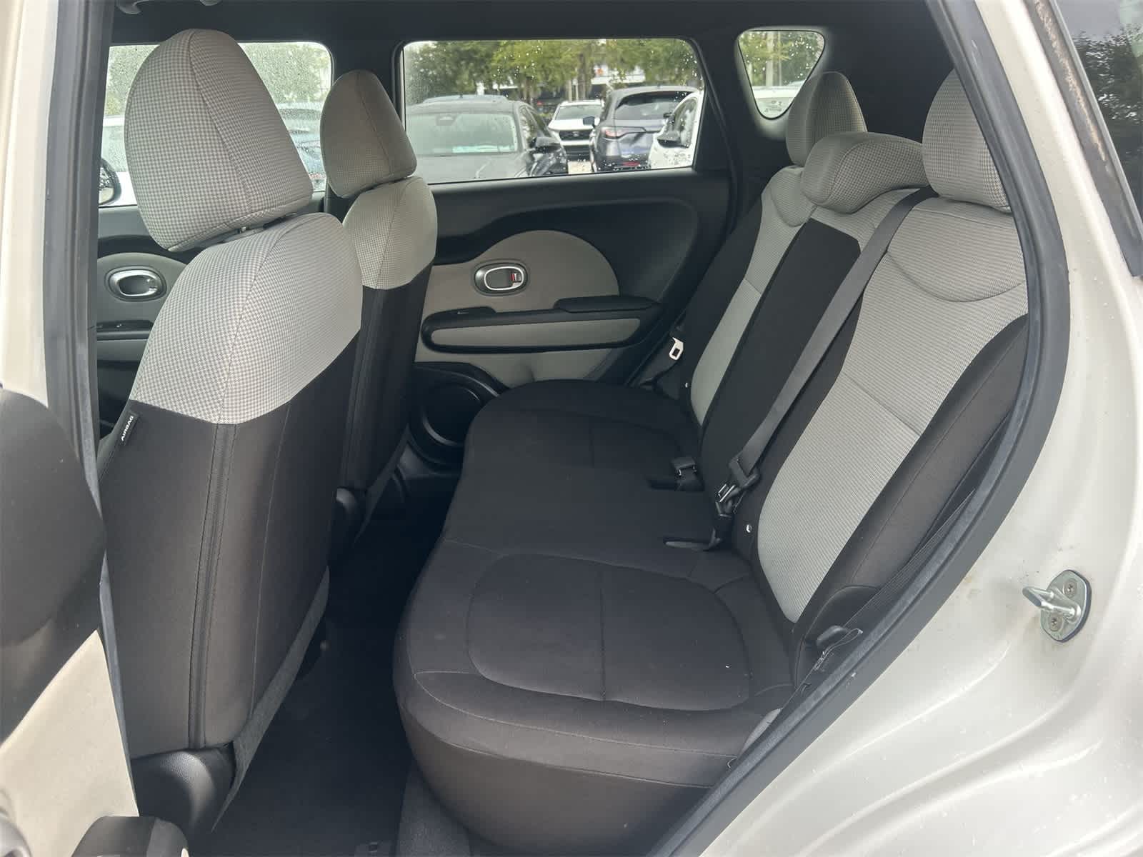 Thumbnail: 2018 Kia Soul - 15