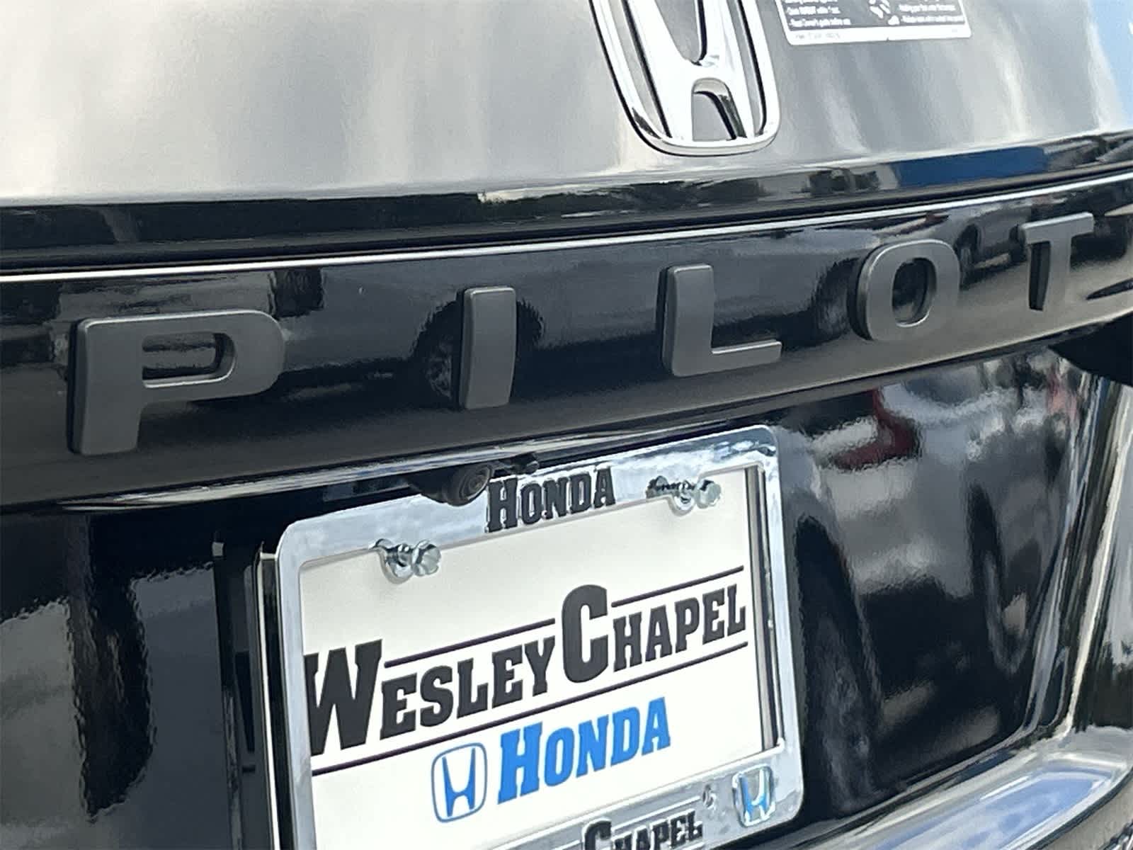 2025 Honda Pilot Black Edition 11