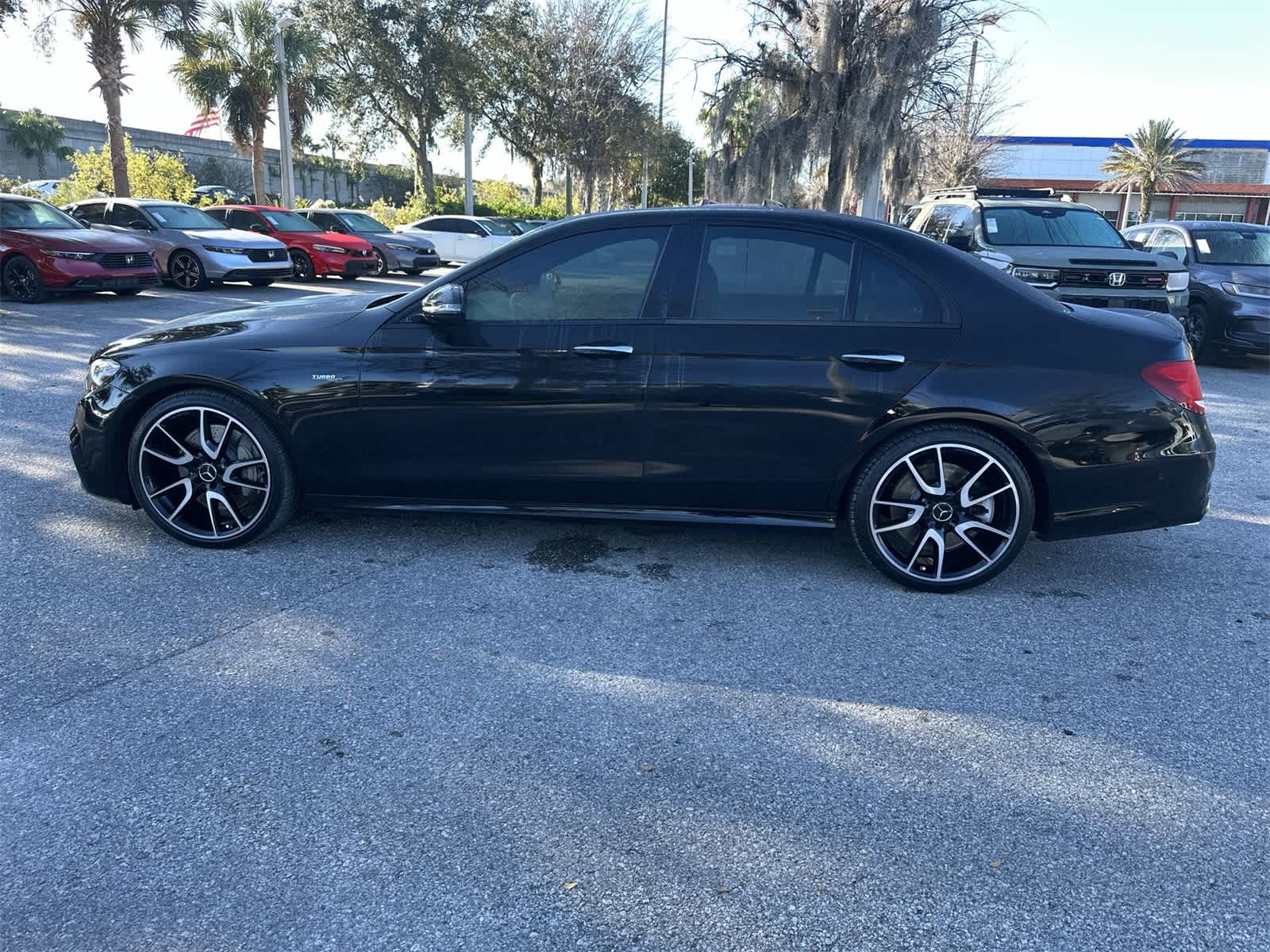 Thumbnail: 2019 Mercedes-Benz E-Class - 3