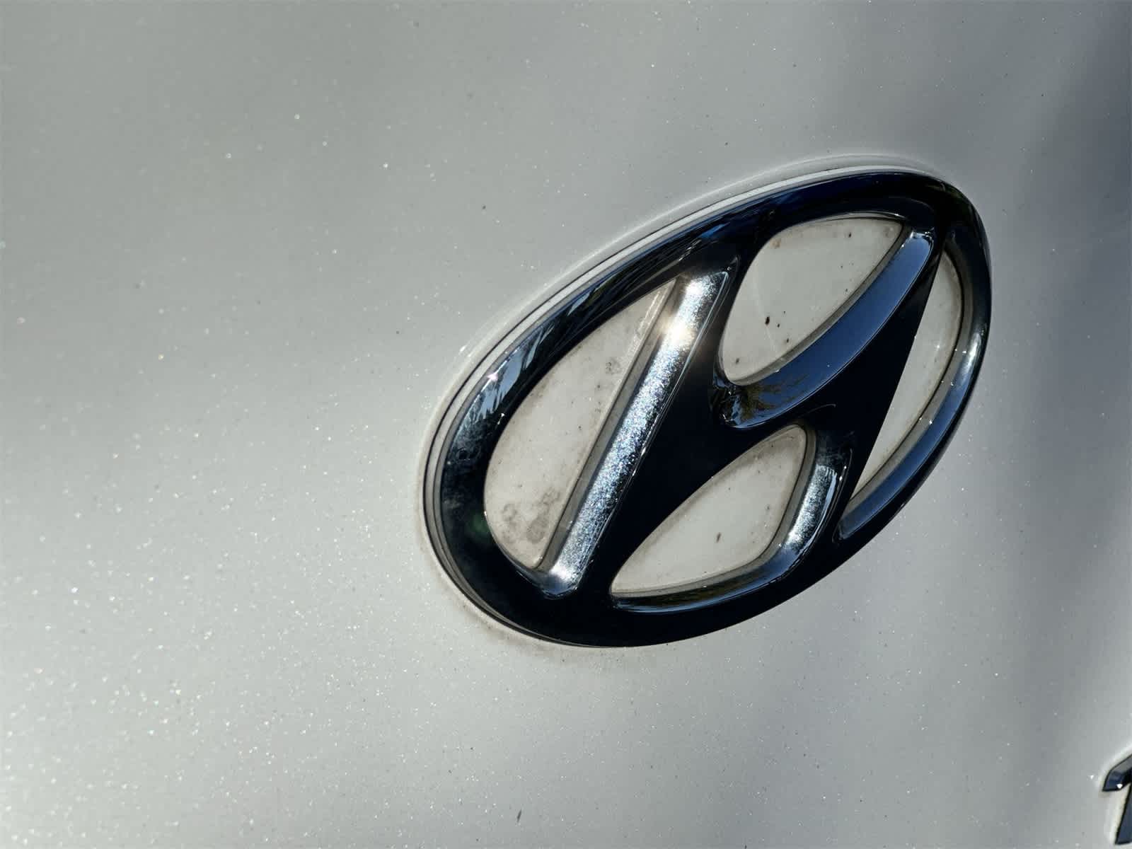 Thumbnail: 2019 Hyundai Sonata - 9