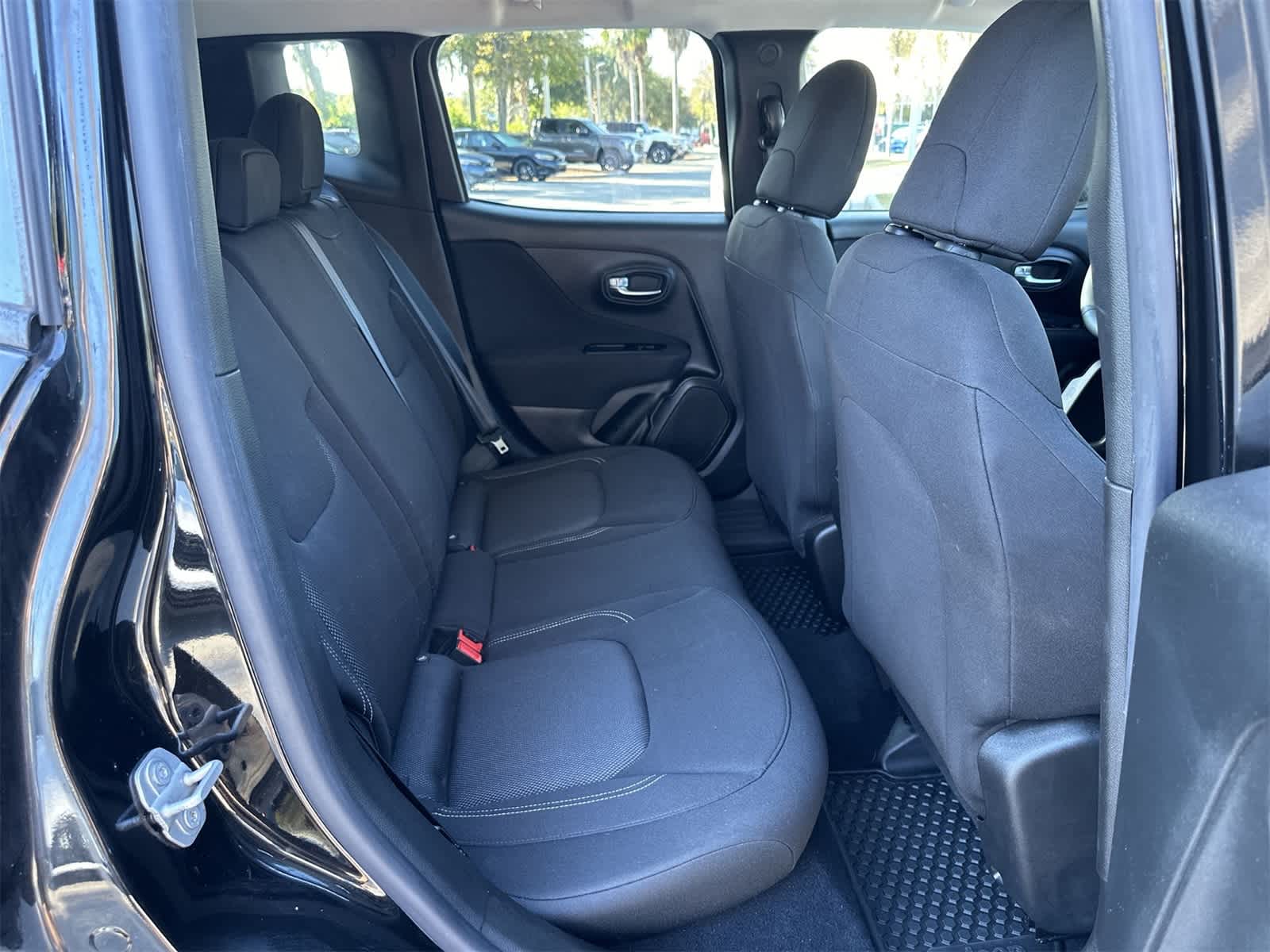 Thumbnail: 2021 Jeep Renegade - 16