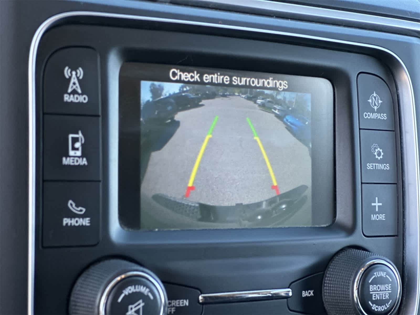 Thumbnail: 2019 RAM 1500 Classic - 19