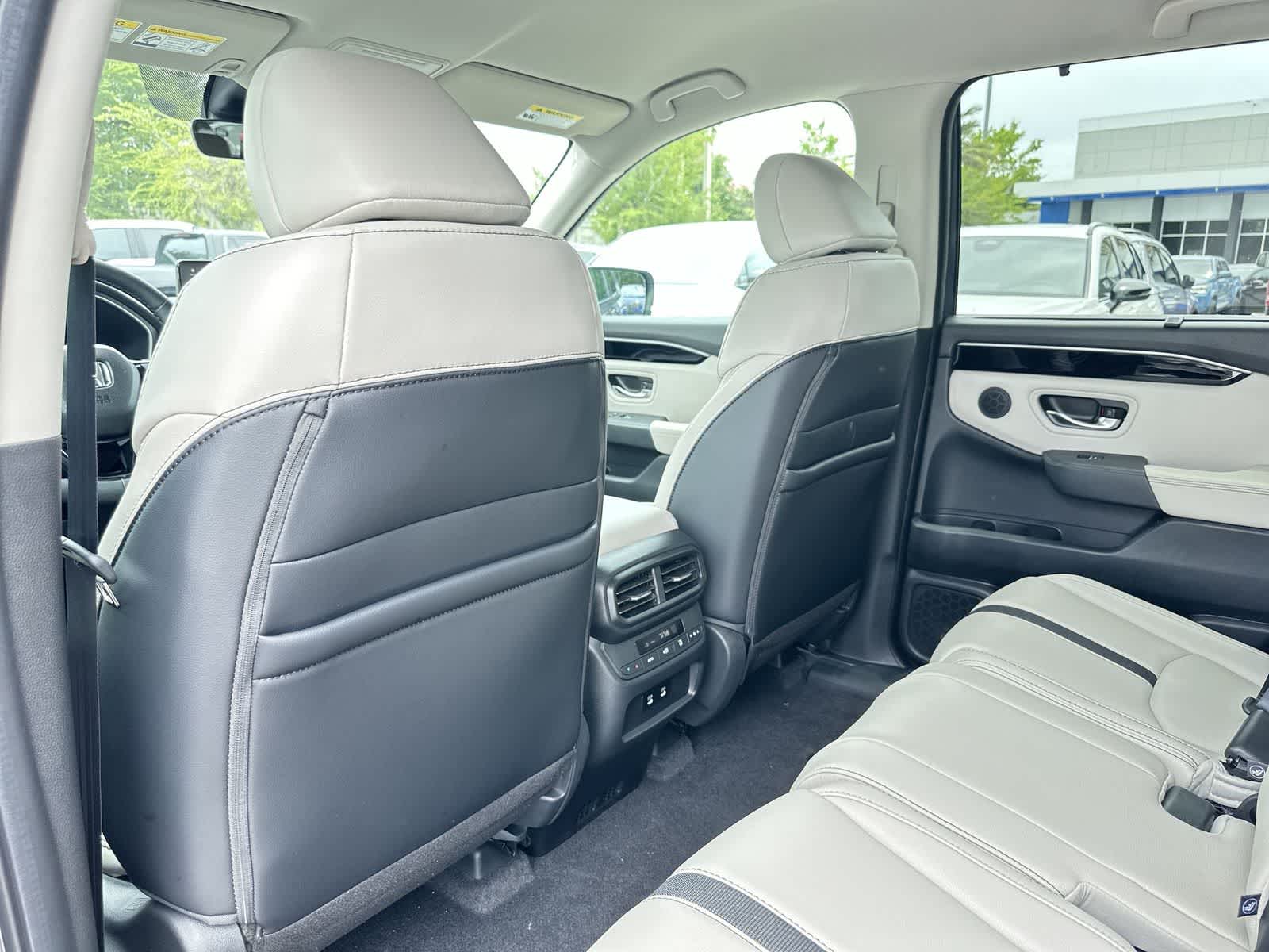Thumbnail: 2026 Honda Pilot - 14