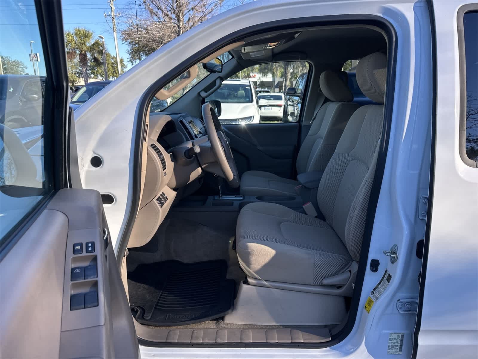 Thumbnail: 2016 Nissan Frontier - 2