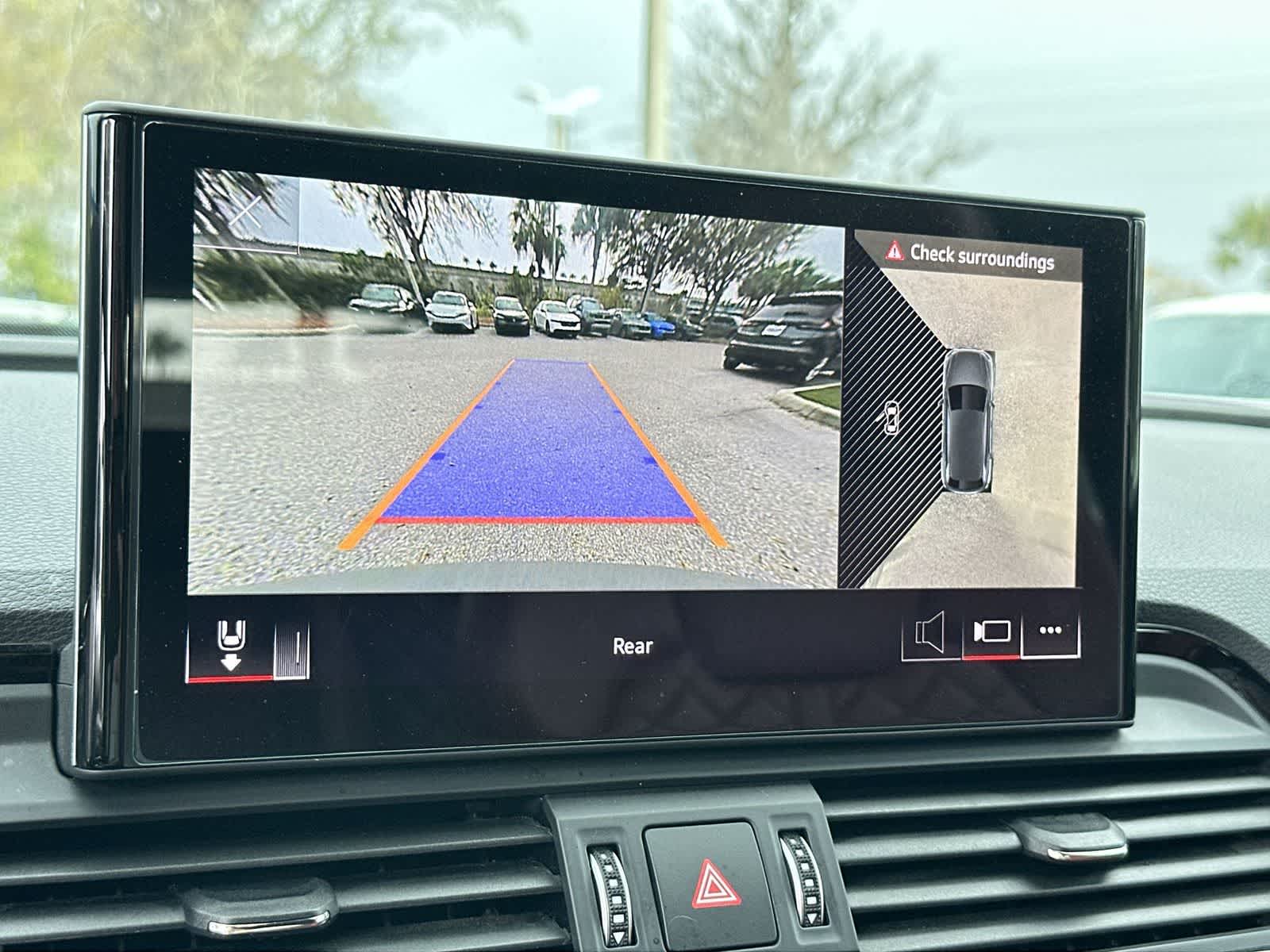 Thumbnail: 2021 Audi SQ5 - 20