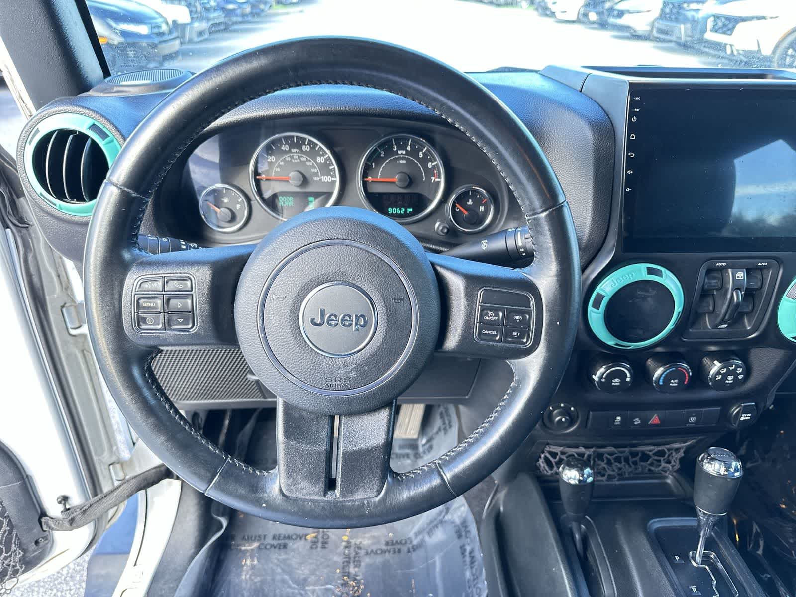 Thumbnail: 2017 Jeep Wrangler - 18