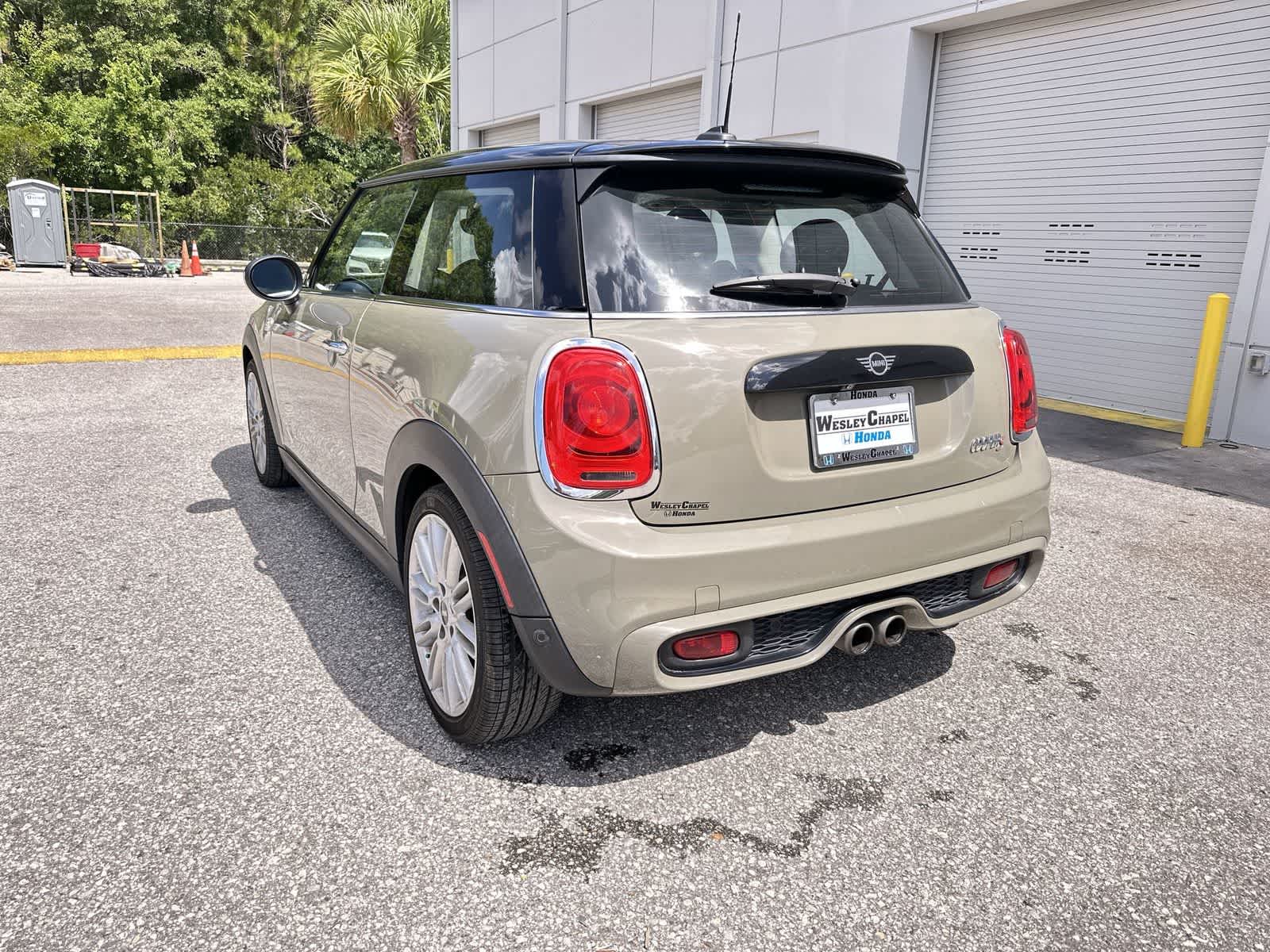 Thumbnail: 2019 MINI Cooper Hardtop - 4