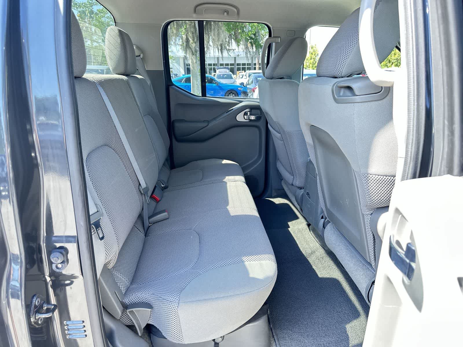 Thumbnail: 2011 Nissan Frontier - 16