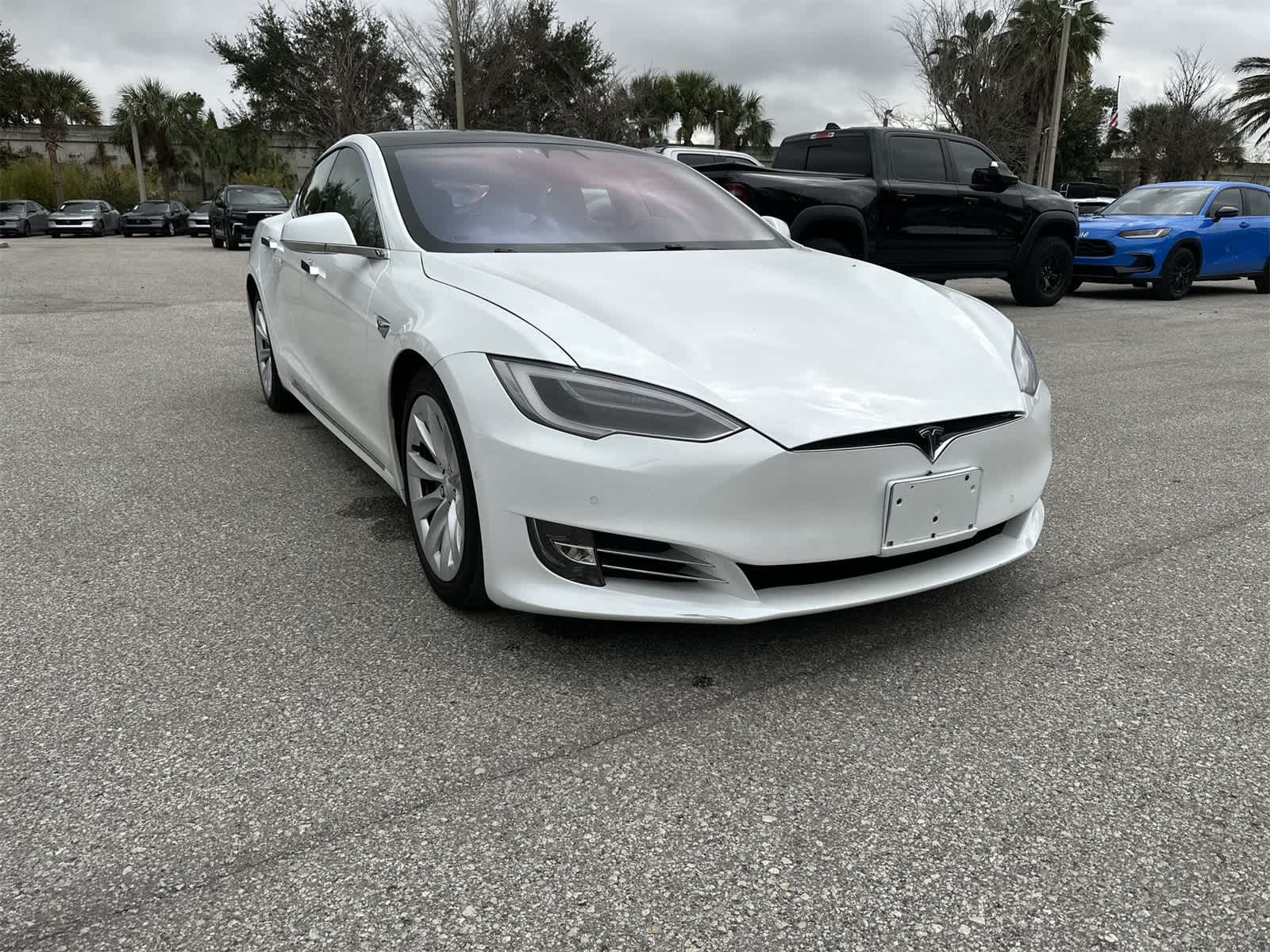 Thumbnail: 2018 Tesla Model S - 8