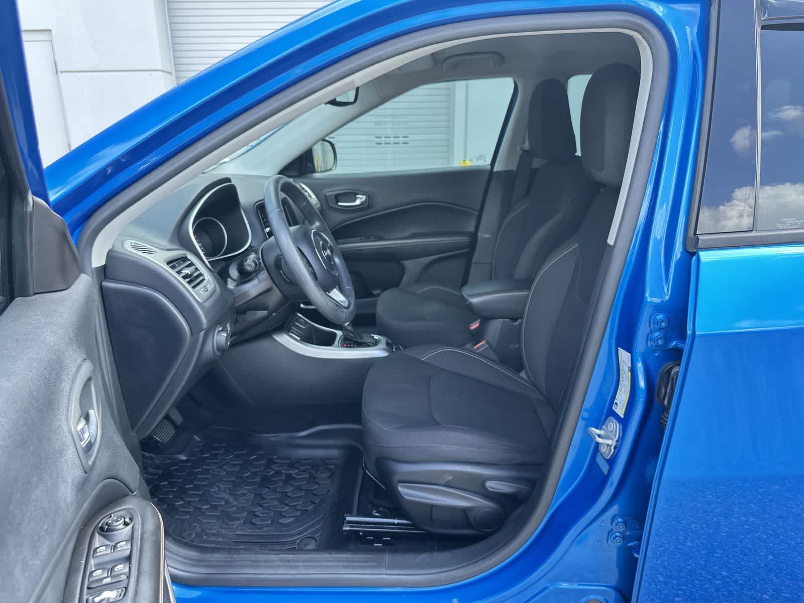 Thumbnail: 2019 Jeep Compass - 2
