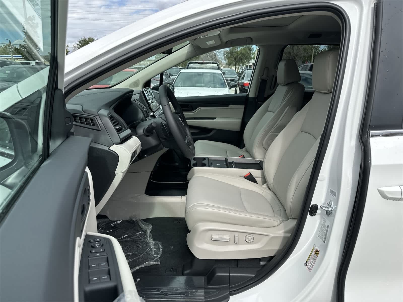 Thumbnail: 2026 Honda Odyssey - 2