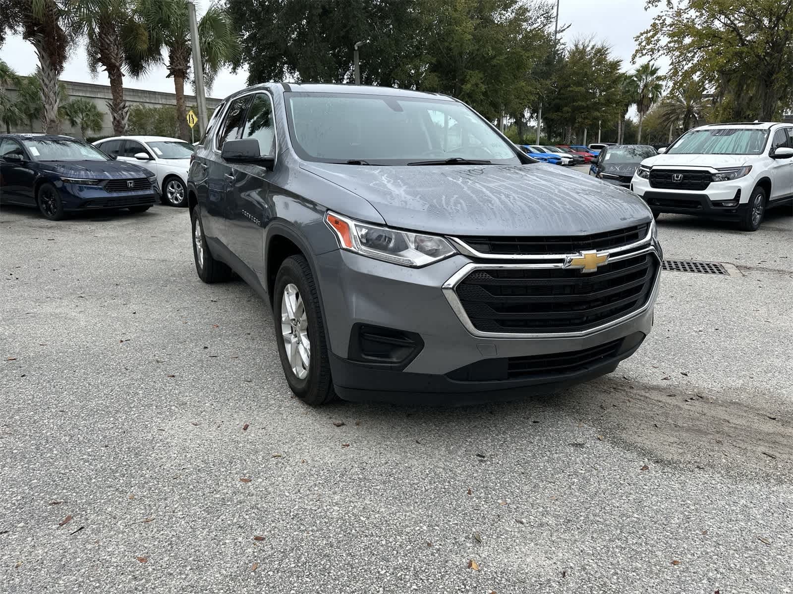 Thumbnail: 2020 Chevrolet Traverse - 8