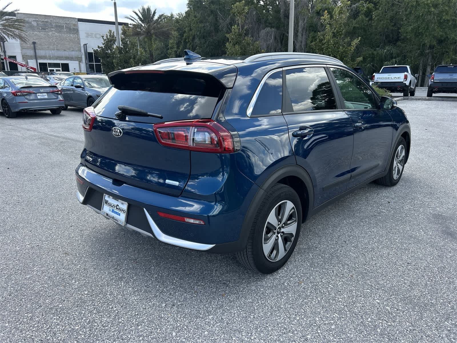 Thumbnail: 2018 Kia Niro - 6