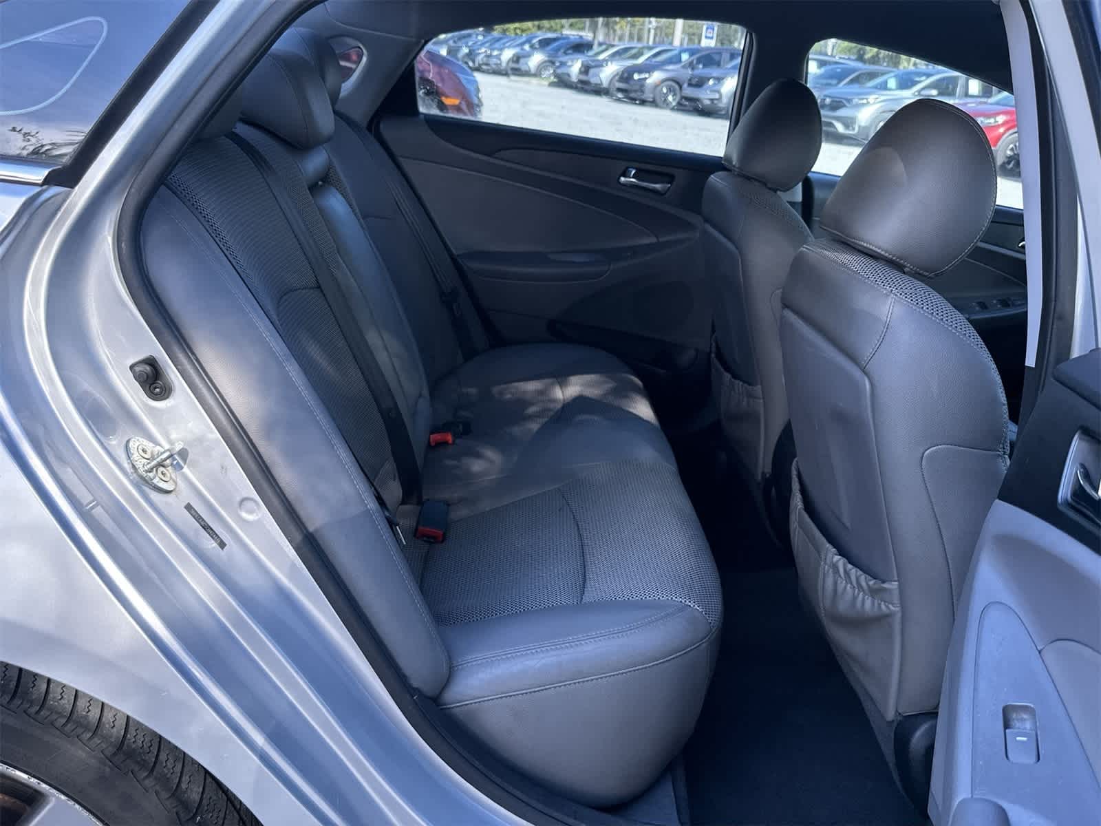 Thumbnail: 2012 Hyundai Sonata - 17