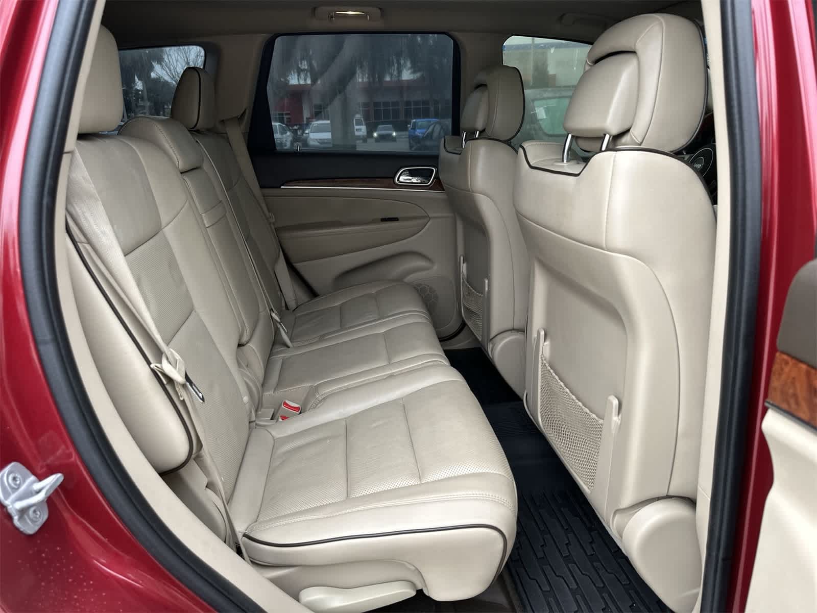 Thumbnail: 2012 Jeep Grand Cherokee - 16