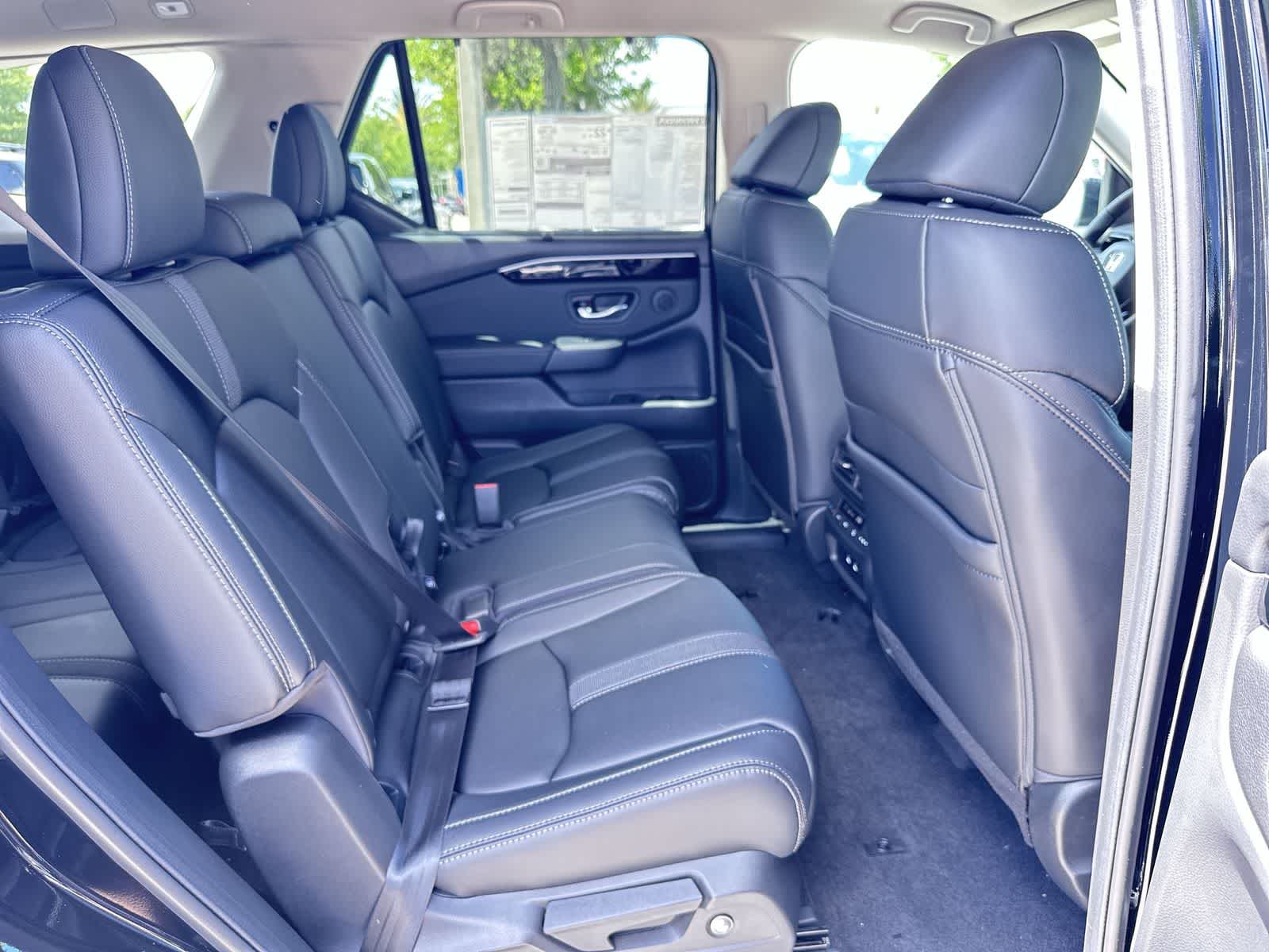 Thumbnail: 2026 Honda Pilot - 16
