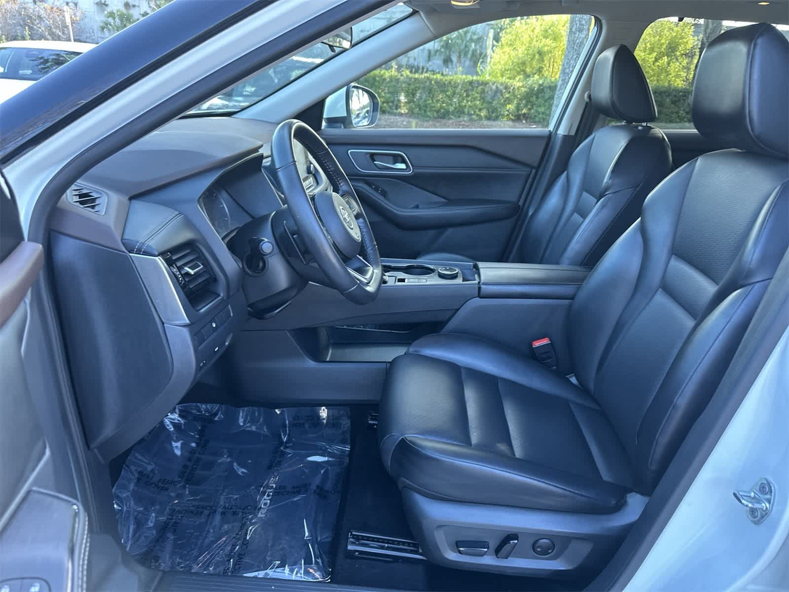 Thumbnail: 2021 Nissan Rogue - 13