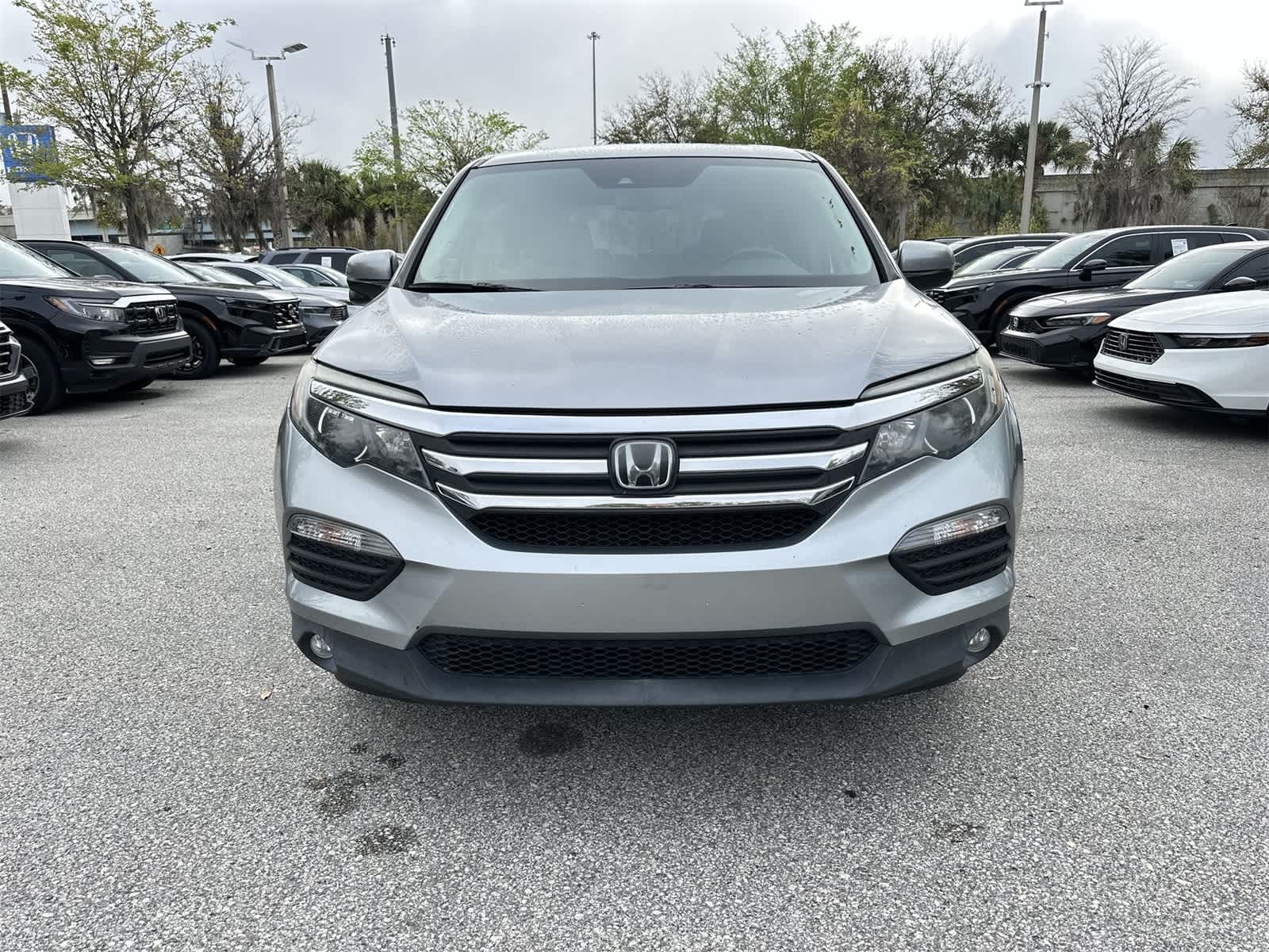 Thumbnail: 2018 Honda Pilot - 9