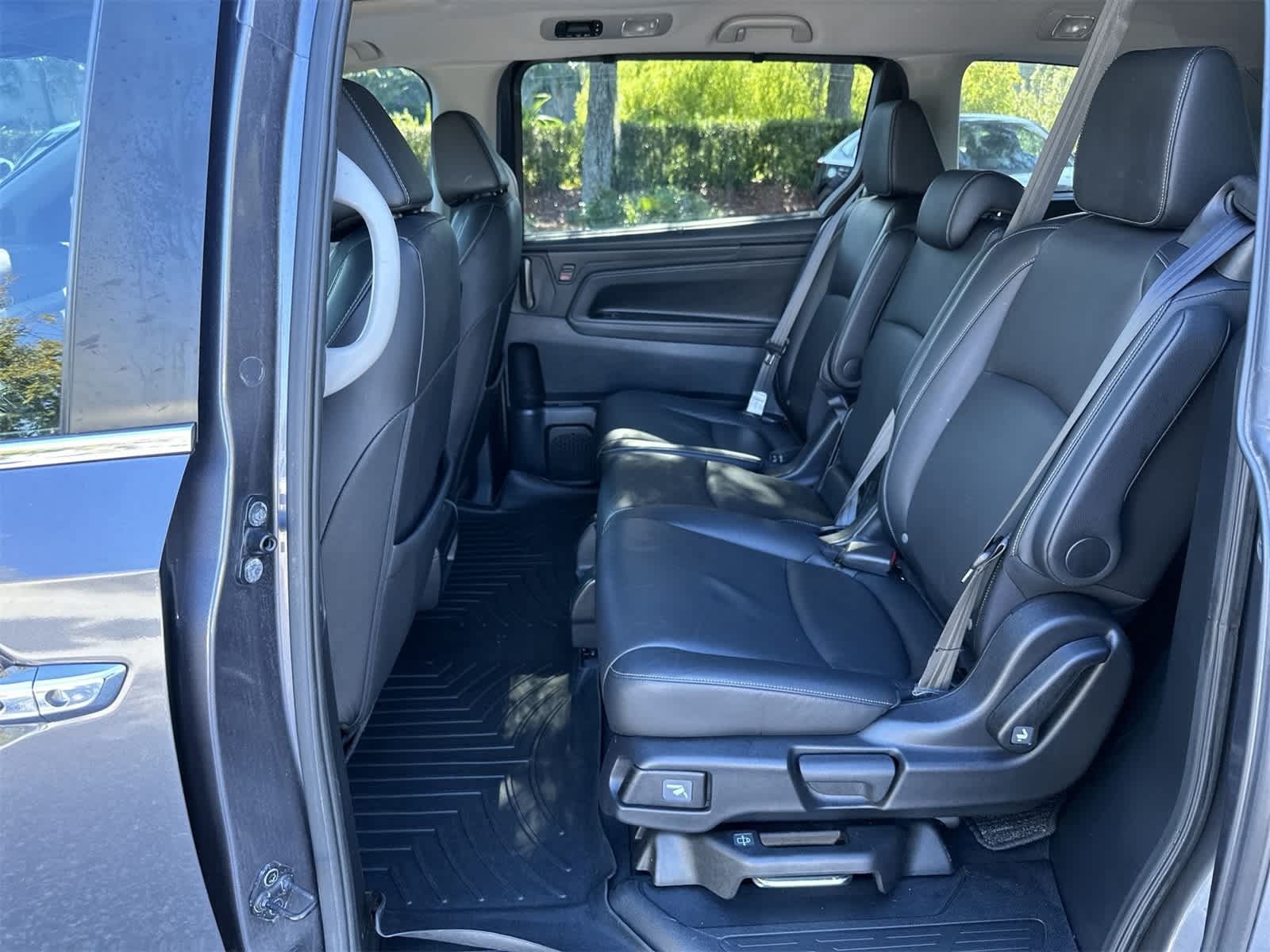 Thumbnail: 2023 Honda Odyssey - 15