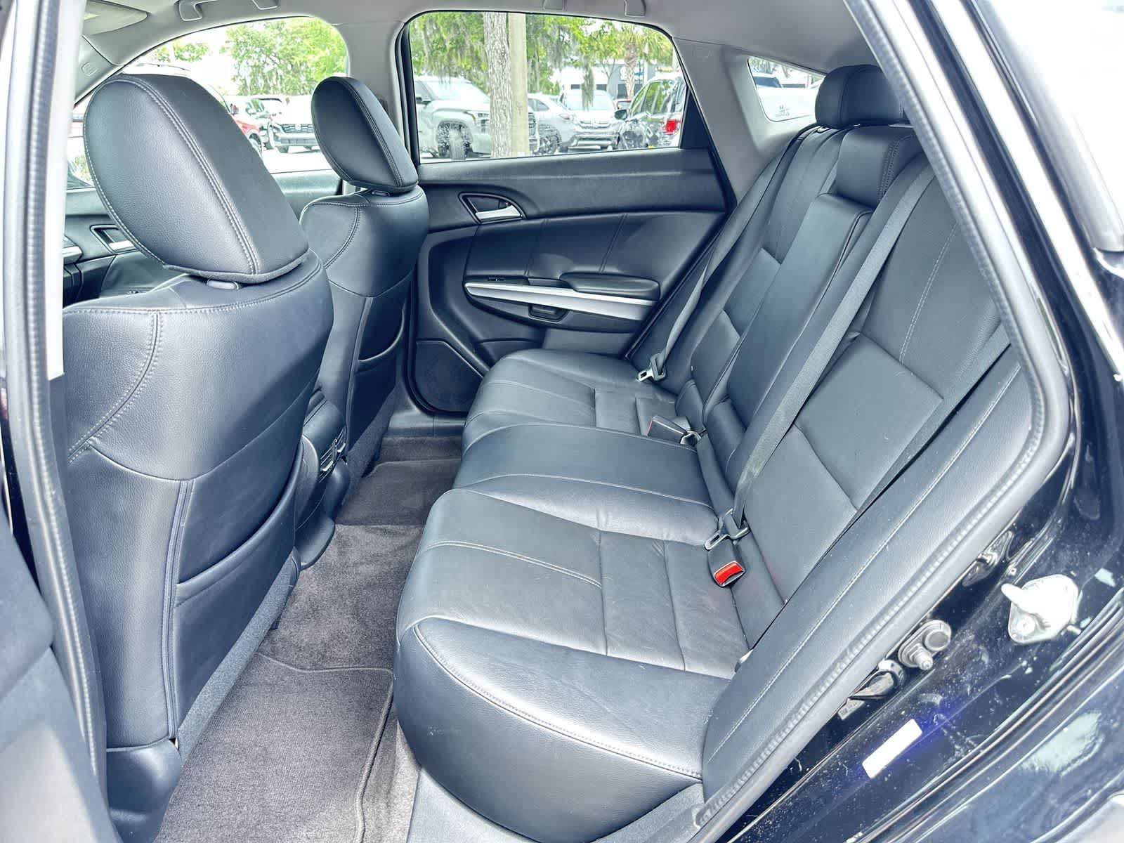 Thumbnail: 2015 Honda Crosstour - 15