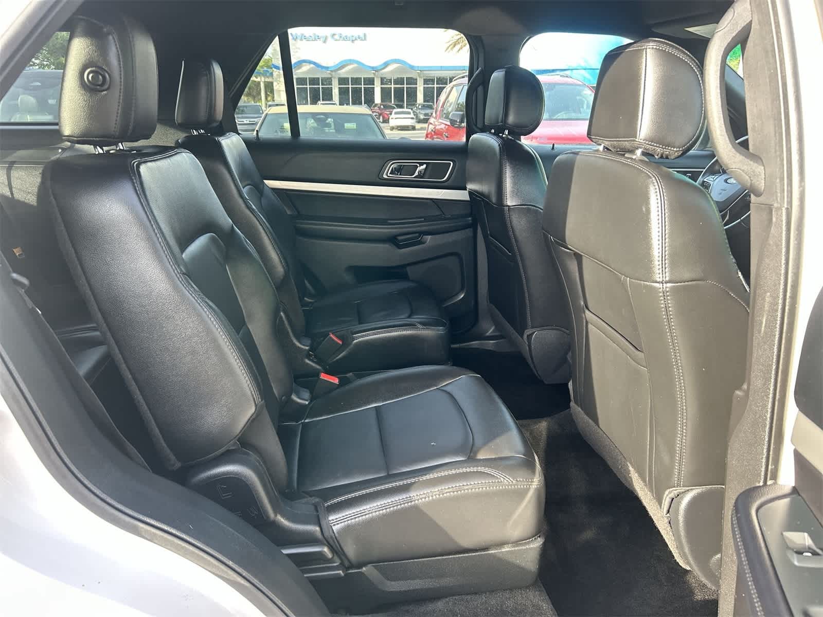 2017 Ford Explorer XLT 15