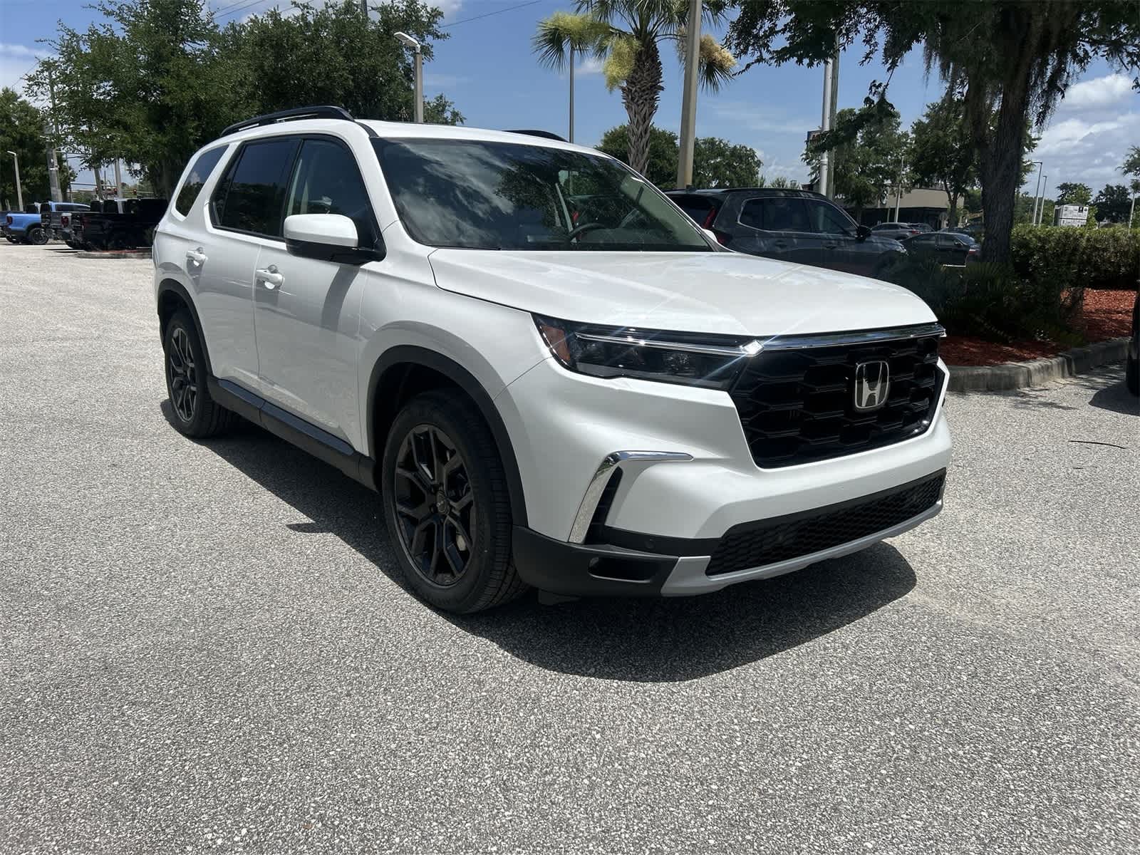 Thumbnail: 2025 Honda Pilot - 8