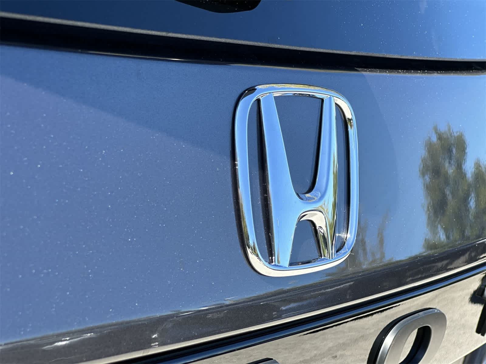 Thumbnail: 2025 Honda Pilot - 10