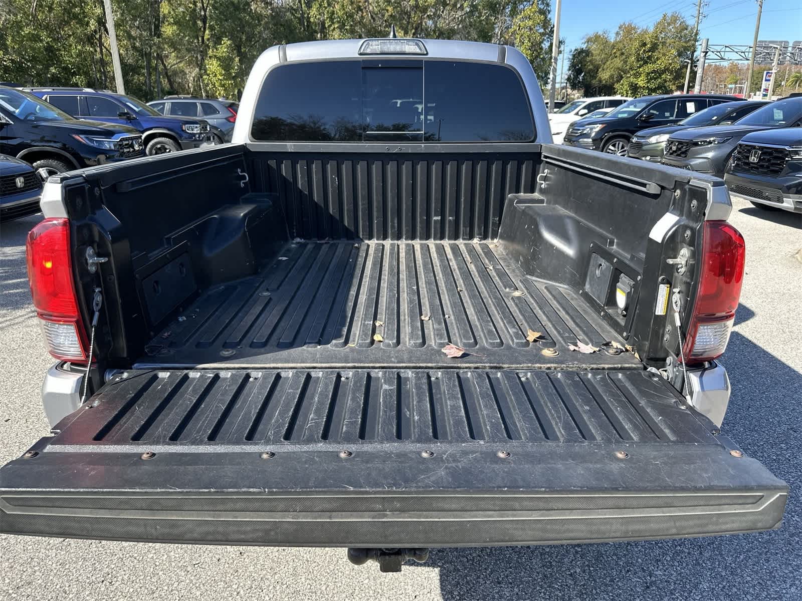 Thumbnail: 2018 Toyota Tacoma - 24