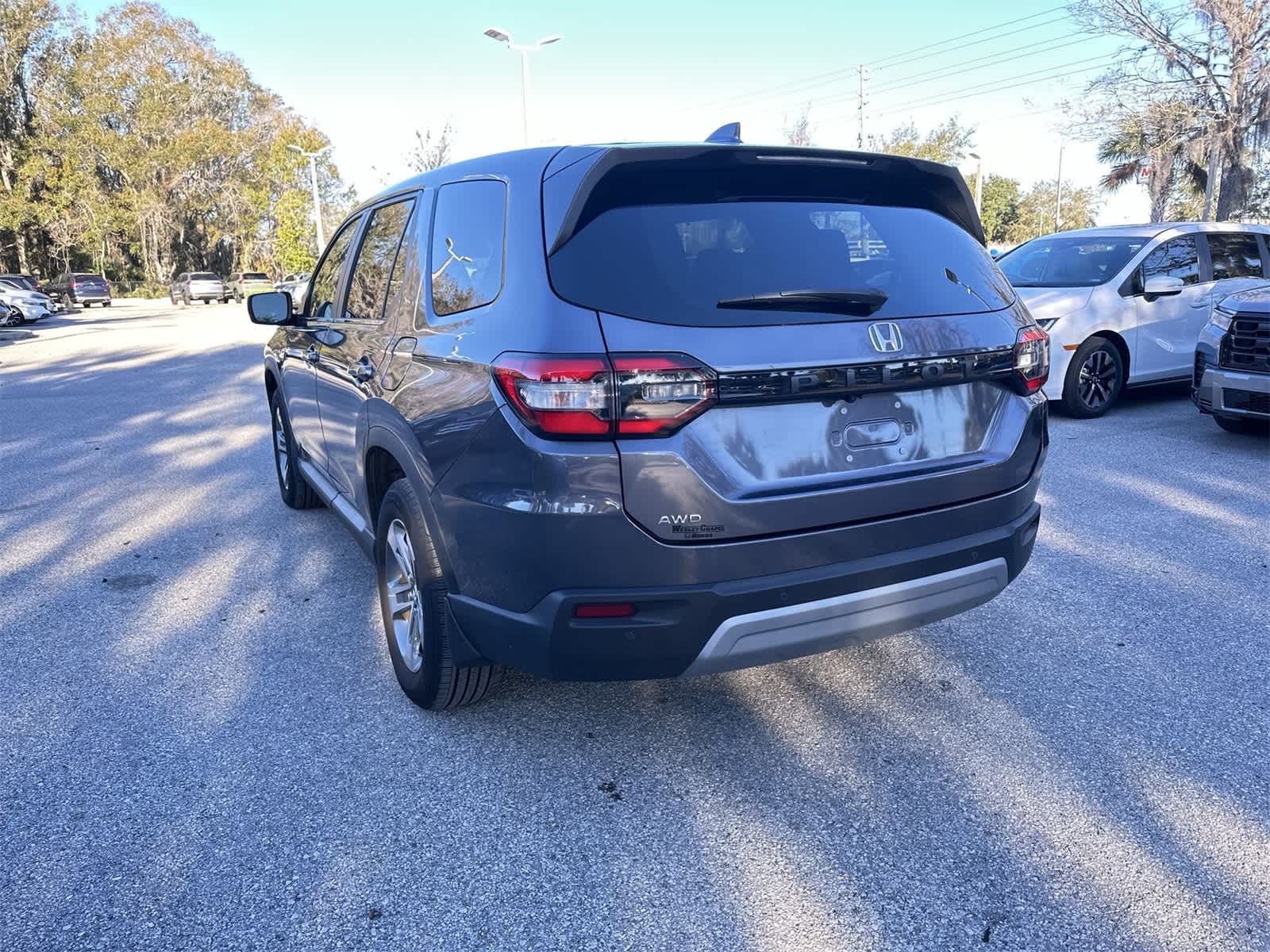 Thumbnail: 2023 Honda Pilot - 4