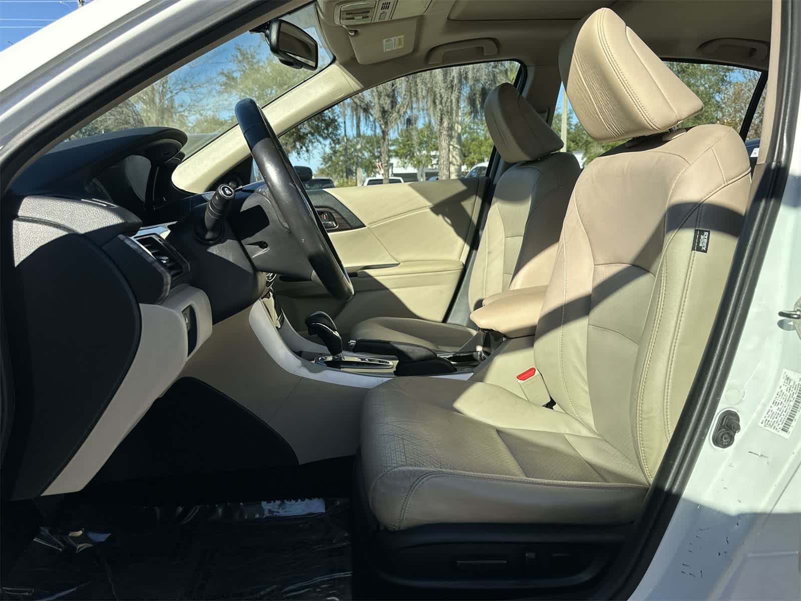 Thumbnail: 2016 Honda Accord - 13