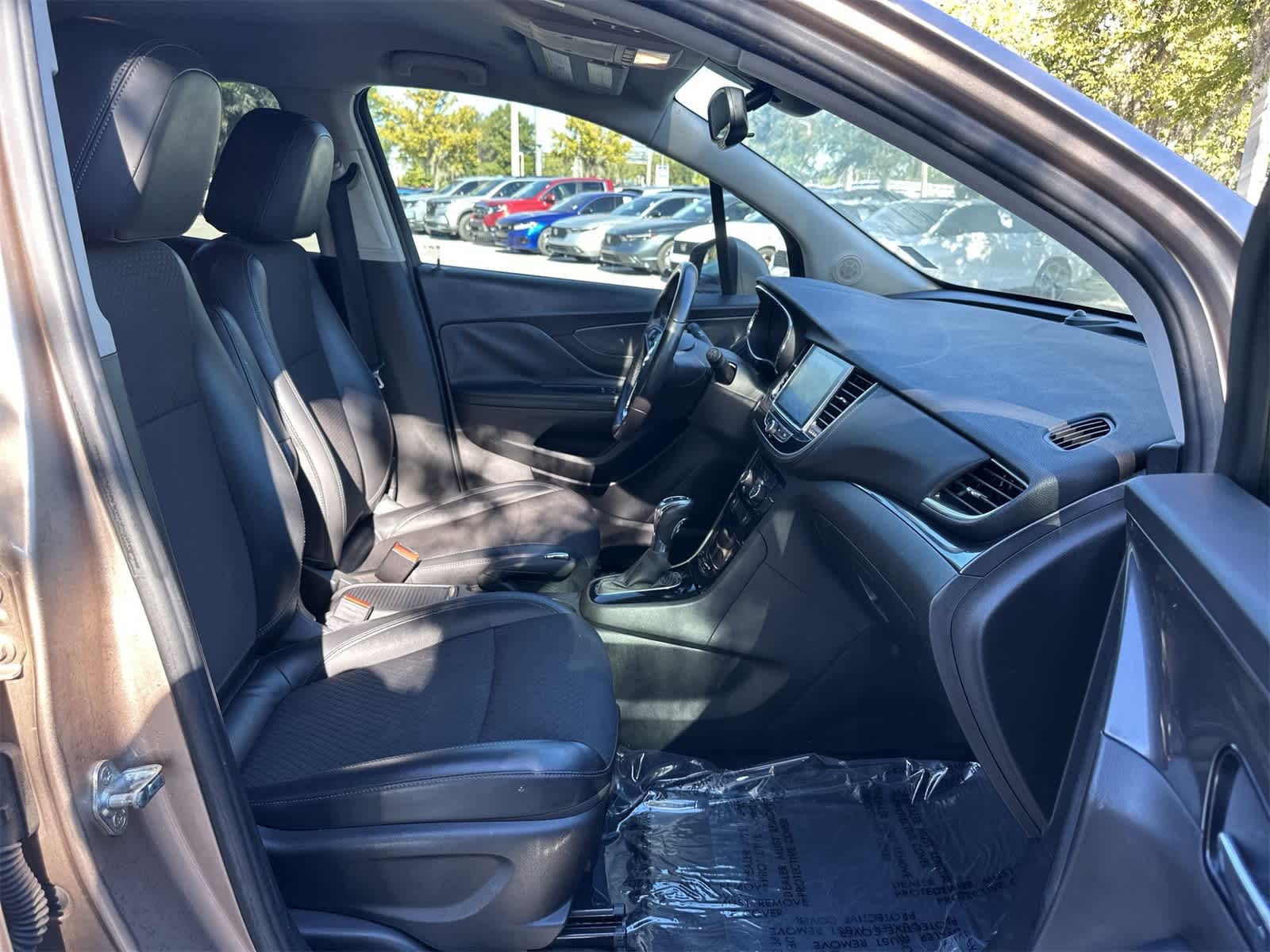 Thumbnail: 2018 Buick Encore - 17